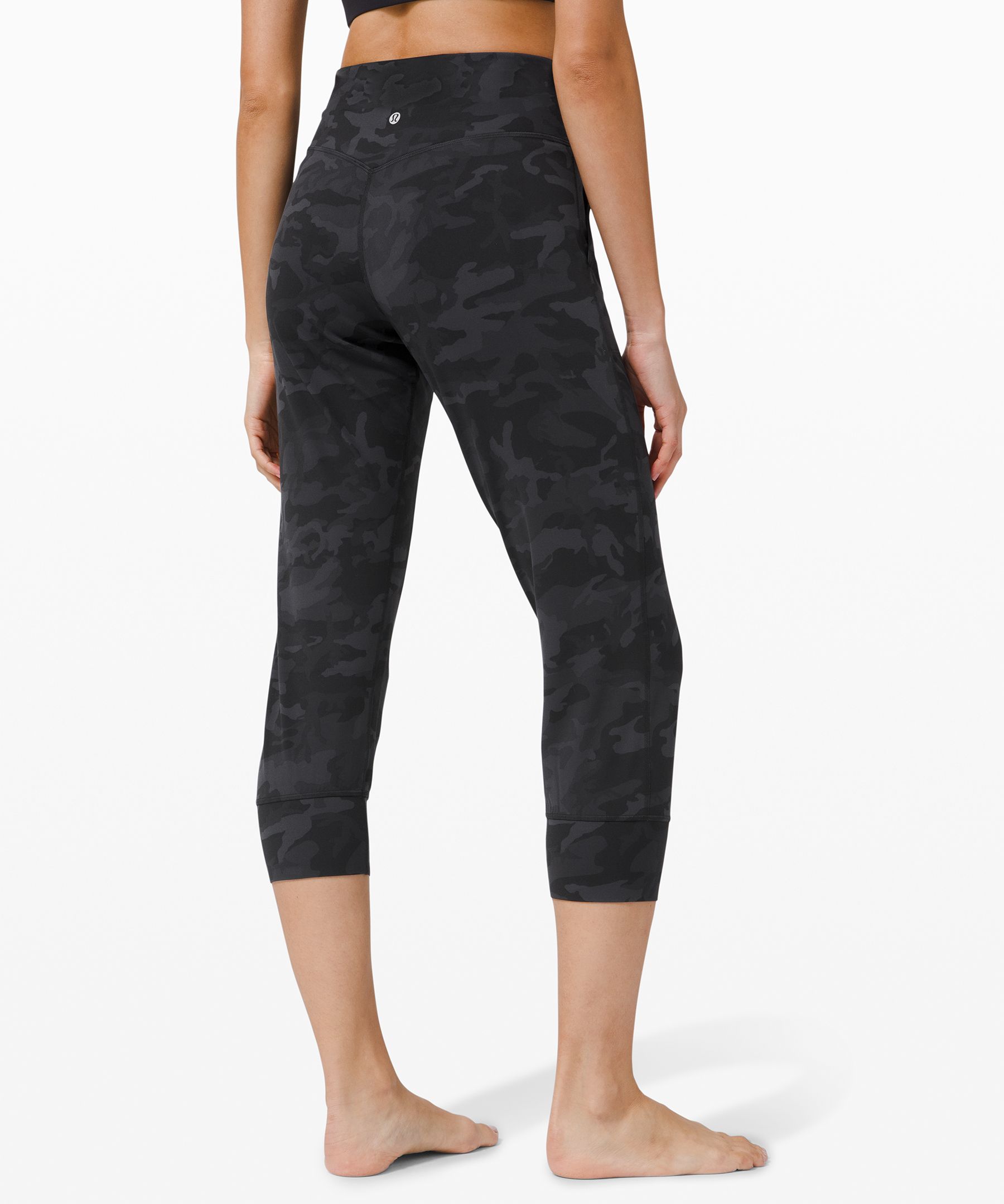 align jogger crop