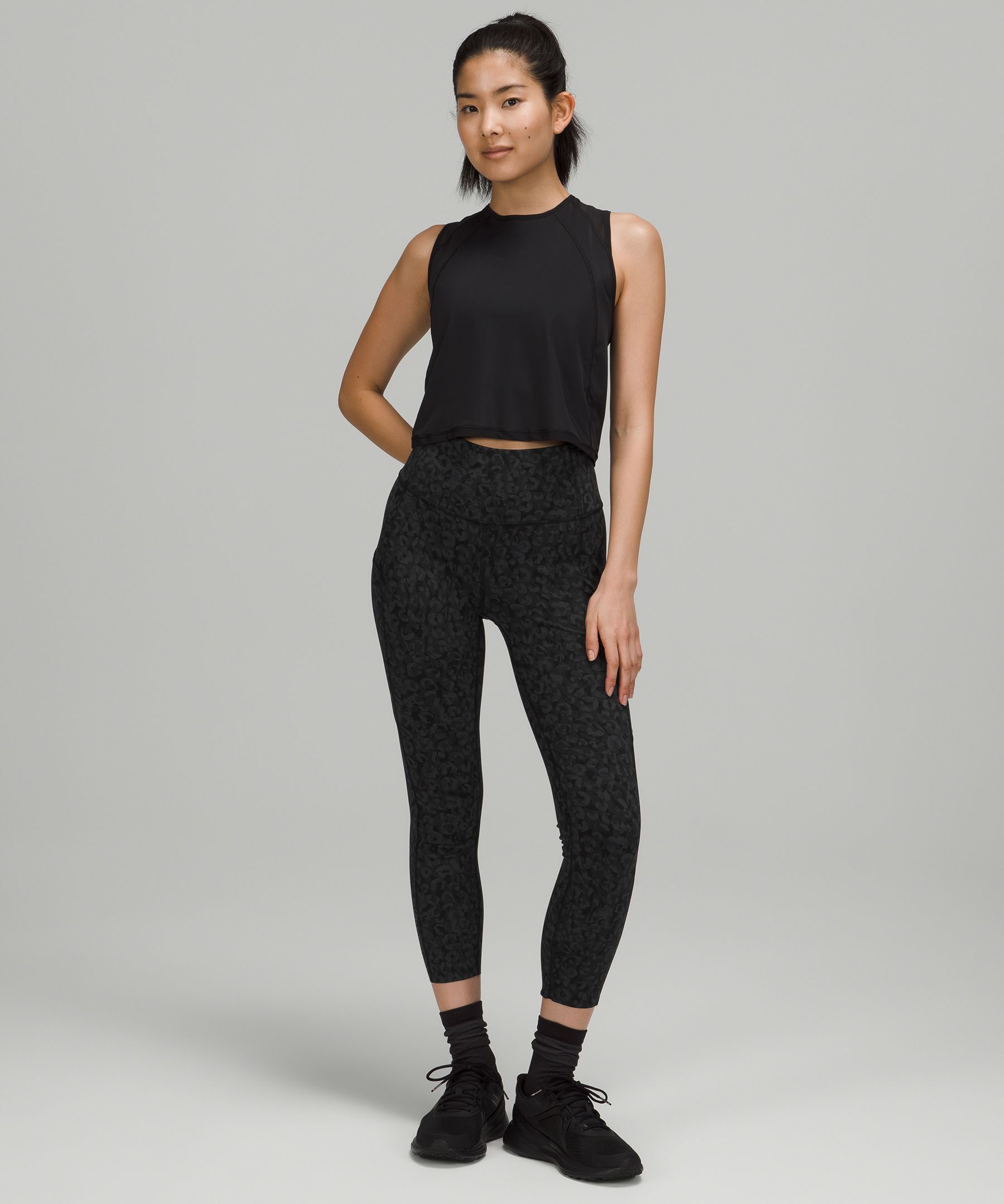 Fast and Free High-Rise Crop 23" *7 Pocket