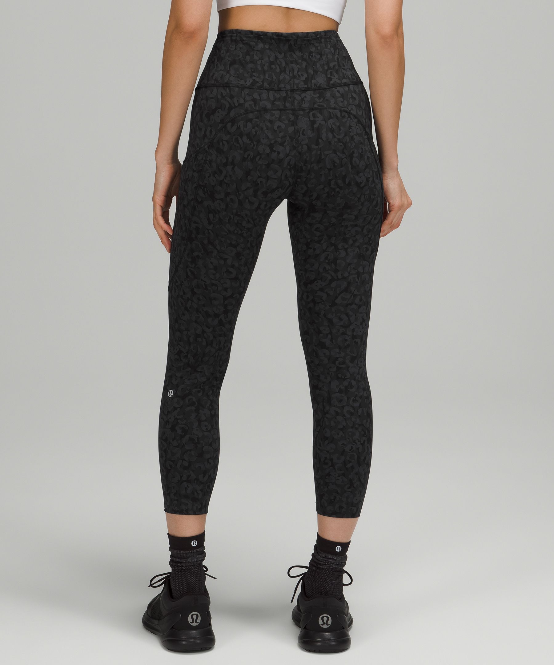 Fast and Free High-Rise Crop 23" *7 Pocket