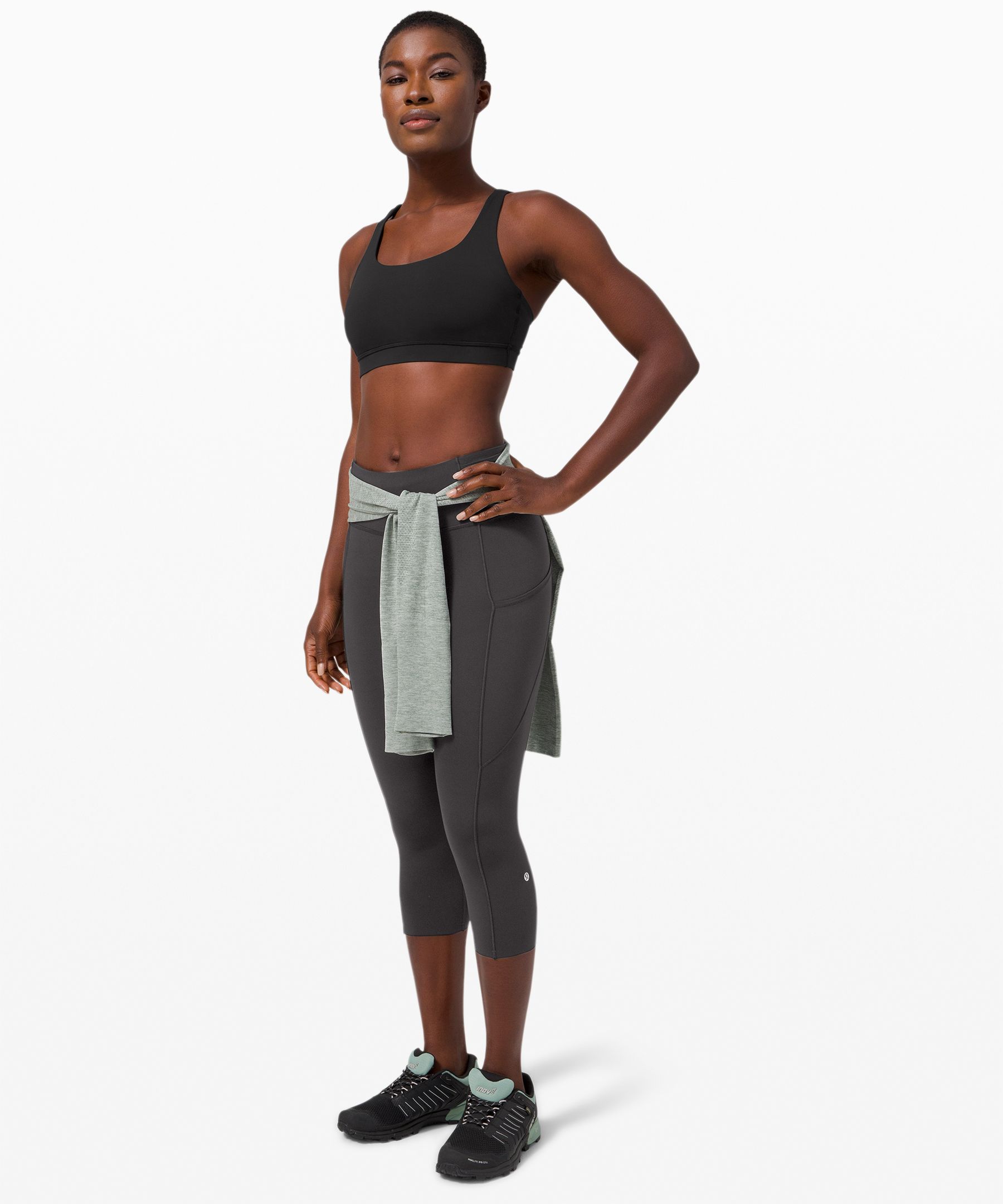 Fast and Free High-Rise Crop 19"