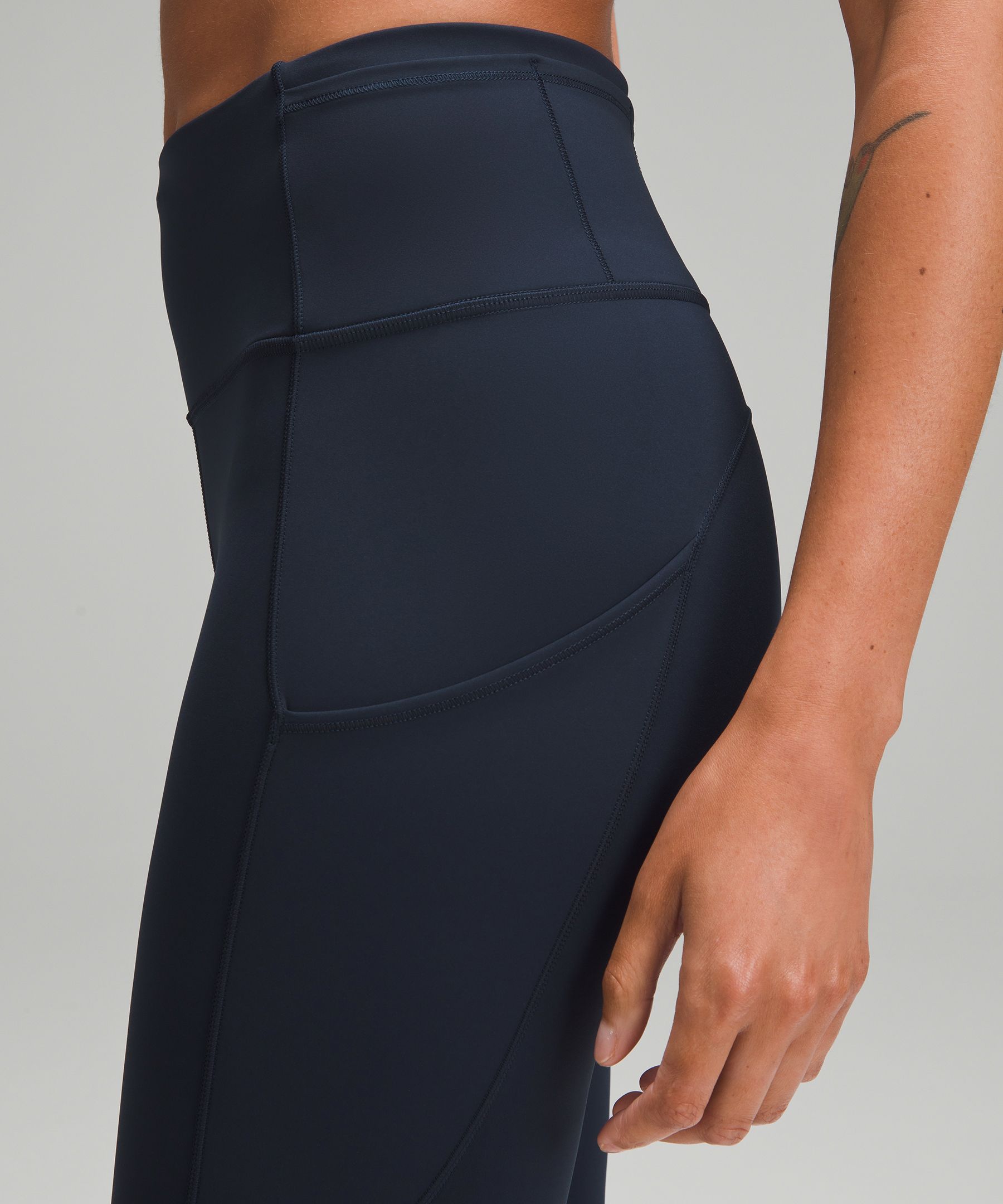 Lululemon Fast & Free Crop II *Nulux 19 in True Navy blue size 4 - $68 -  From Michaela