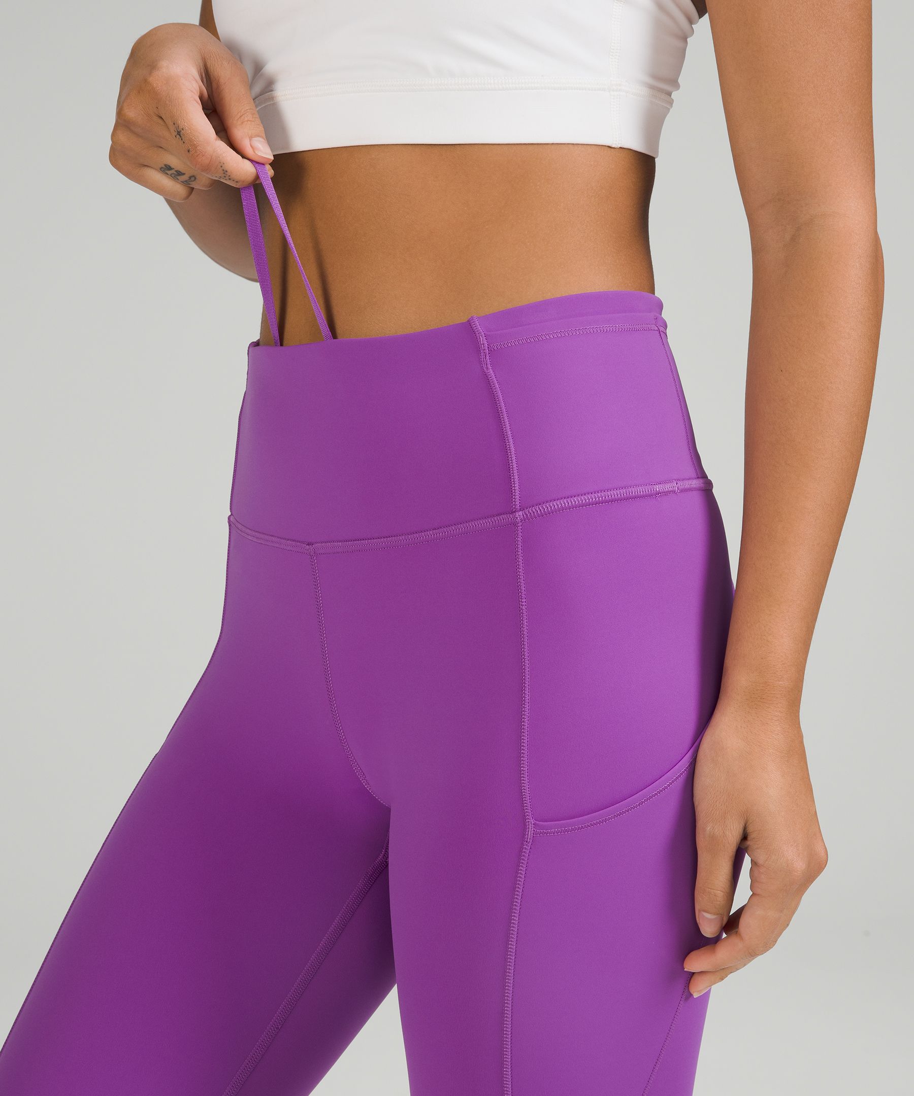 Lululemon Women's Fast and Free High Rise Crop 23/25 Tight Pant