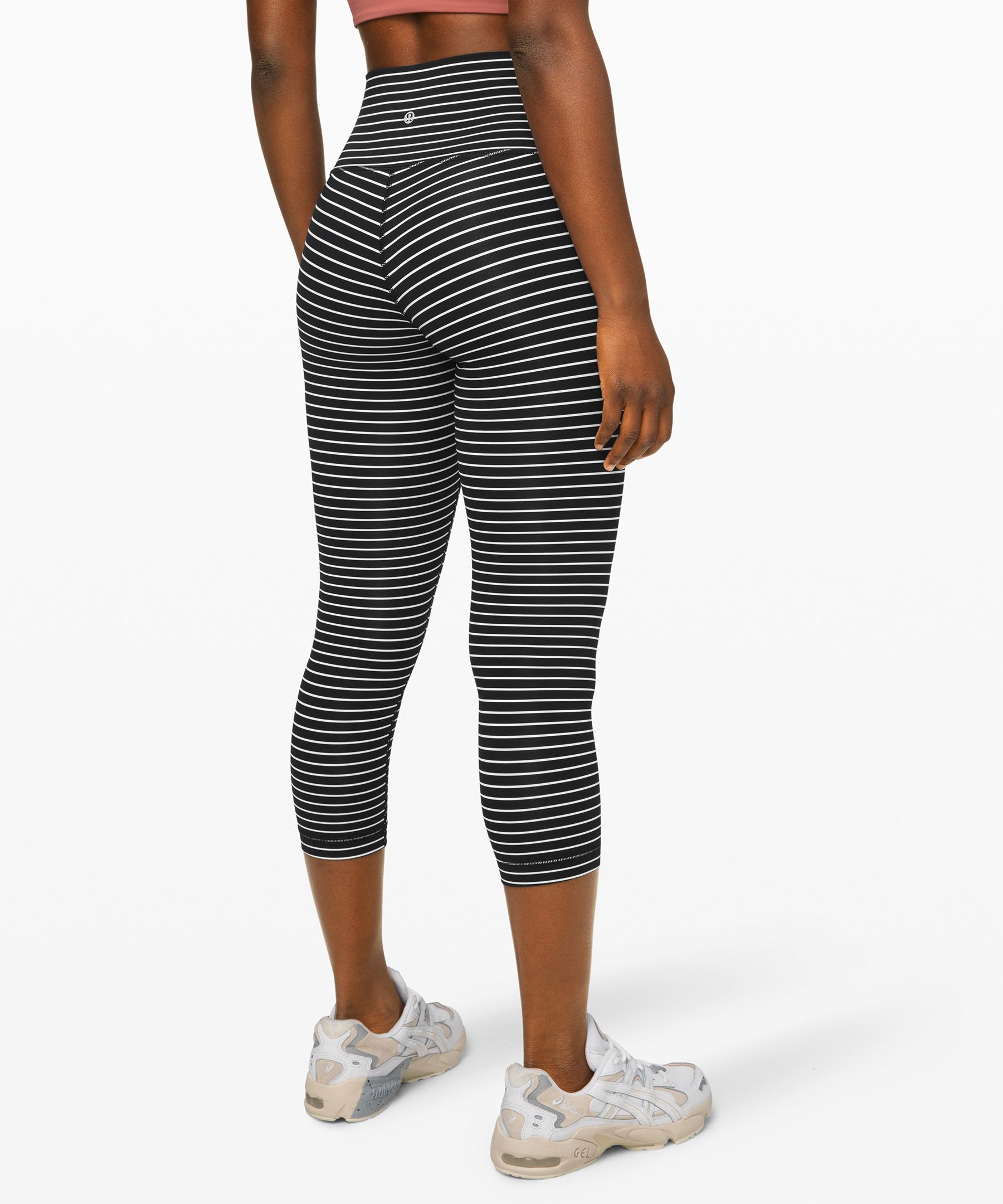 Minnesota Twins lululemon Women's Wunder Under Crop Full-On Luxtreme Logo  Leggings - Black