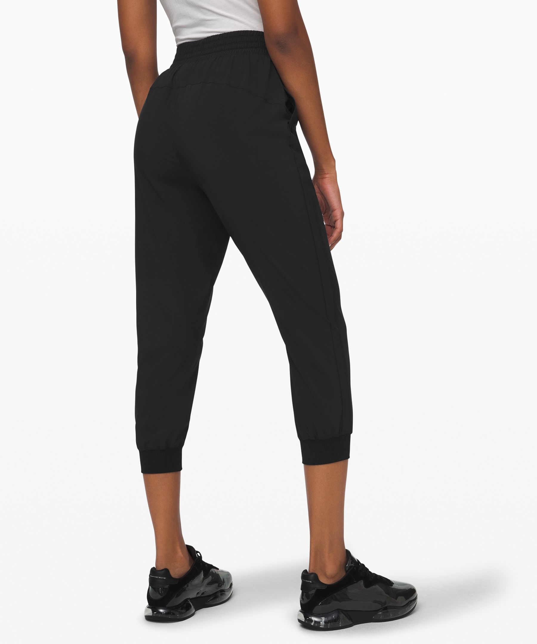 lululemon wanderer jogger