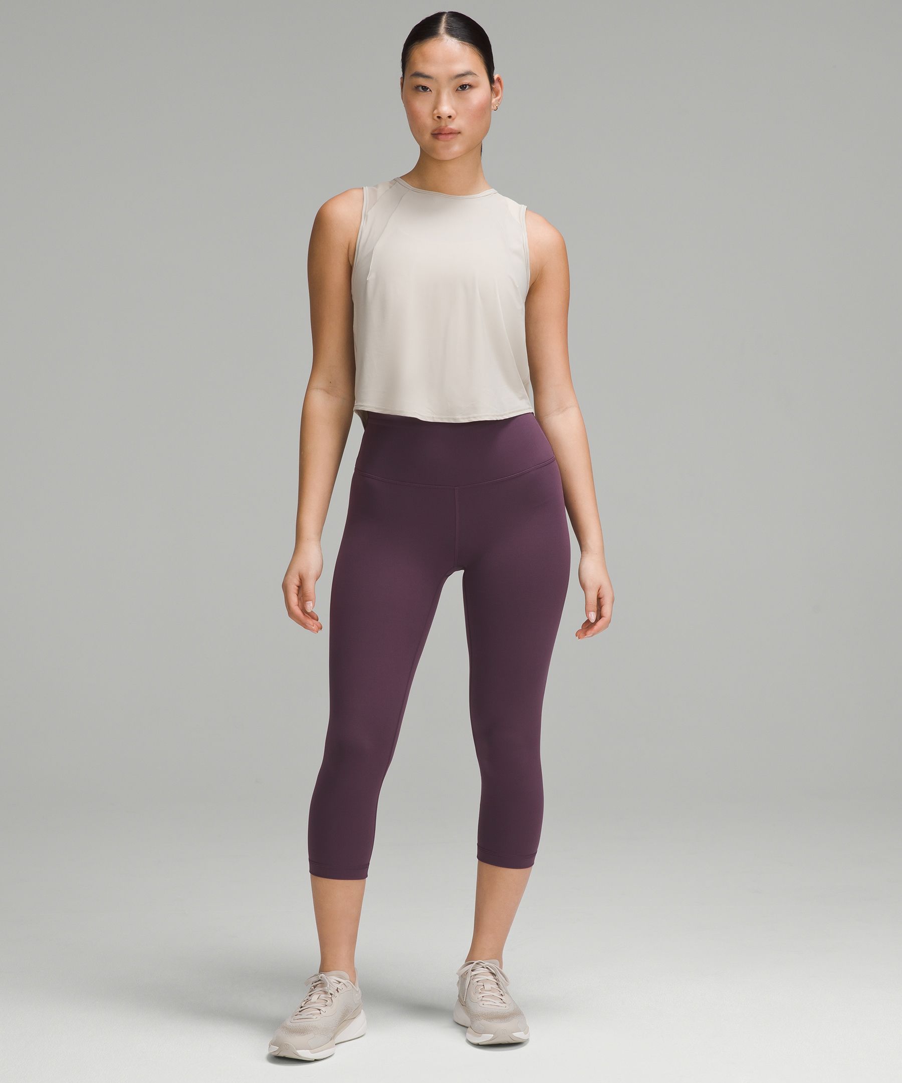 Lululemon align crop leggings size 6 21” purple , Women's Fashion,  Activewear on Carousell