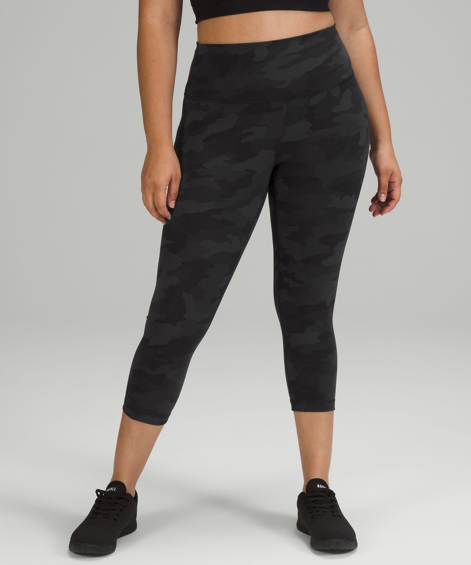 Women's Black Capris