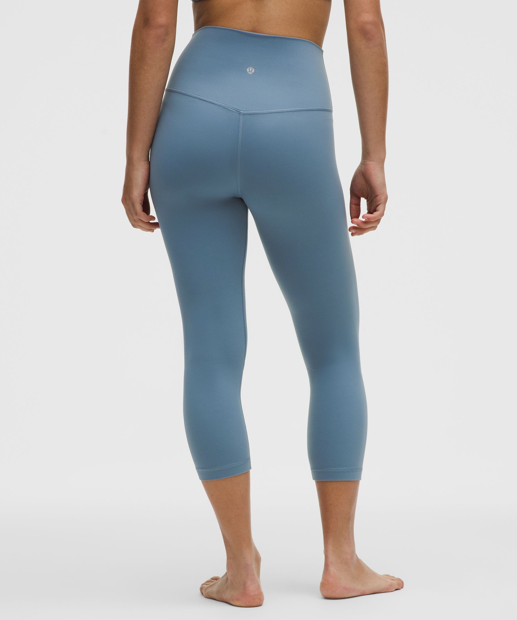 新品 ルルレモン Align High-Rise Crop 23\