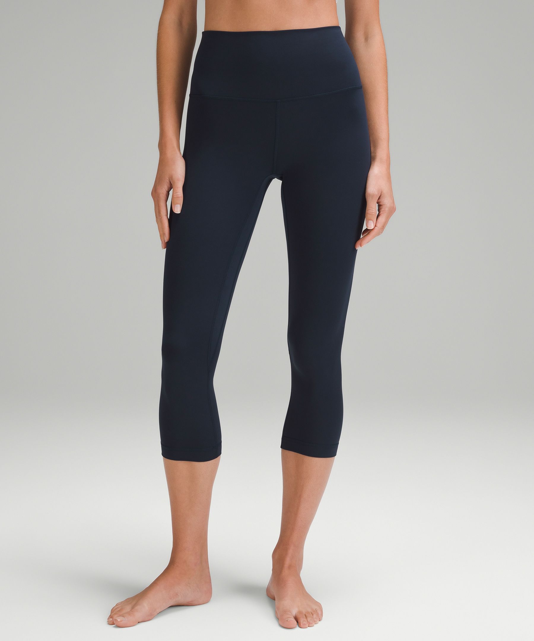 銀座本店 lululemon ルルレモン Align Crop 21 ヨガ fabellebuffet.com.br