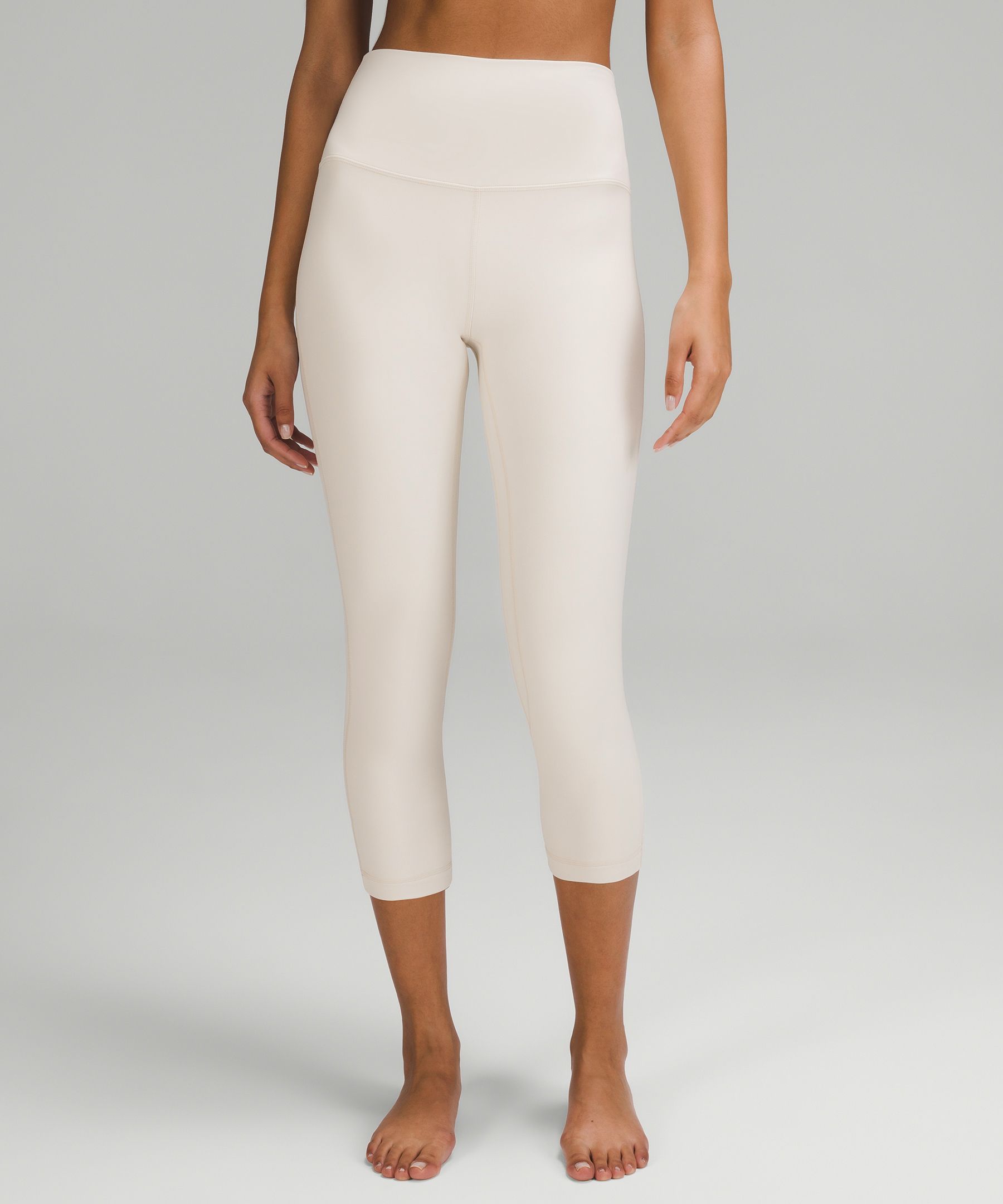 Lululemon Align High-Rise HR Crop 21” White Opal size 4 lulu yoga pants  leggings 瑜伽褲瑜珈褲, 女裝, 運動服裝- Carousell