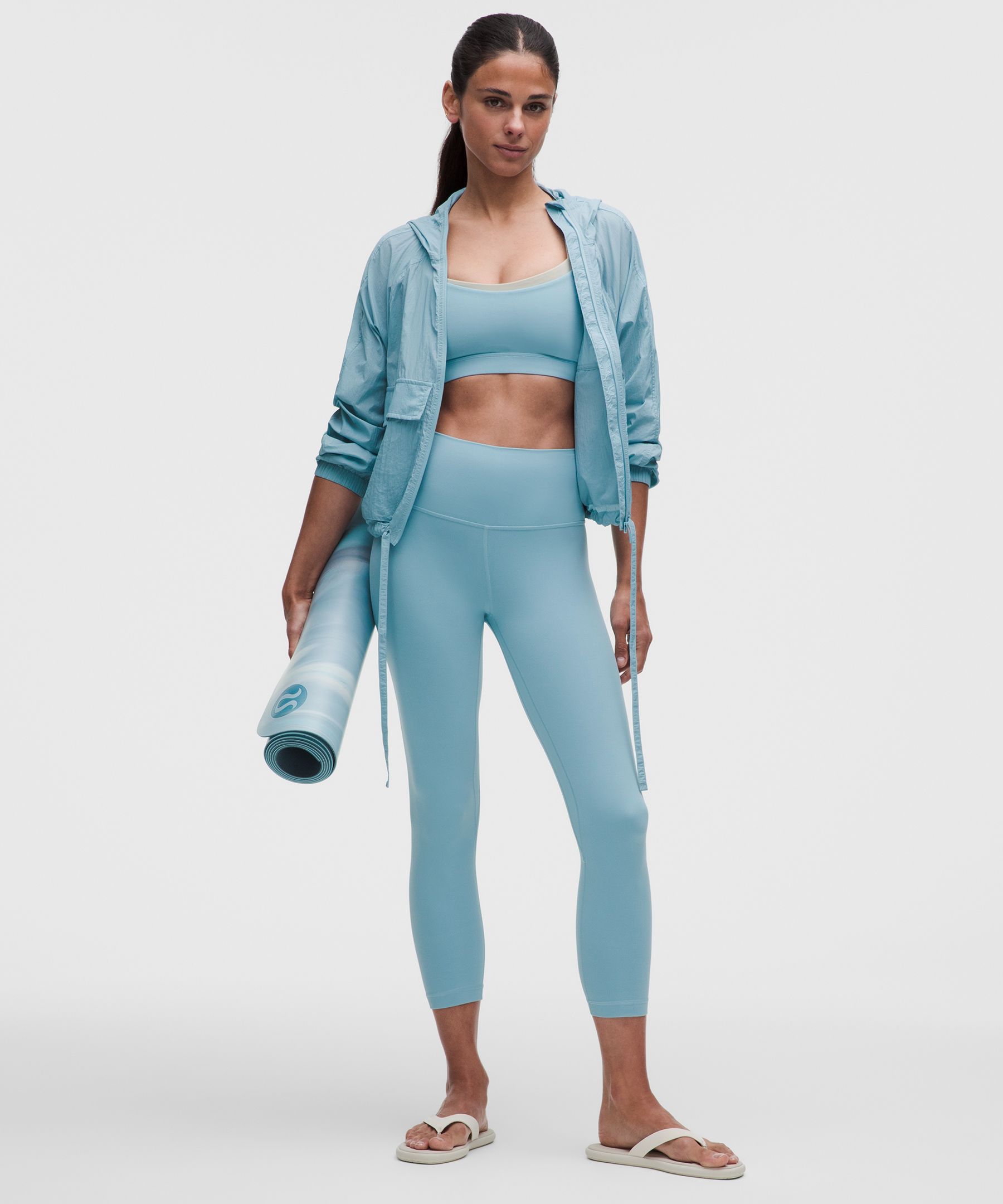 Leggings lululemon Align&trade; de tiro alto cortos 23"