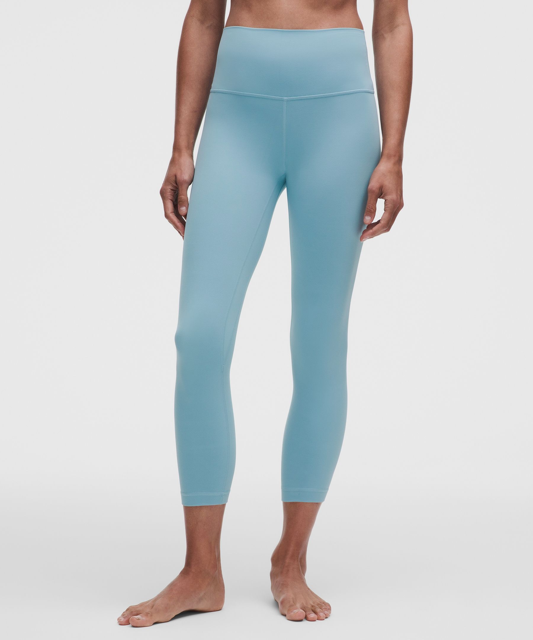 Leggings lululemon Align&trade; de tiro alto cortos 23"