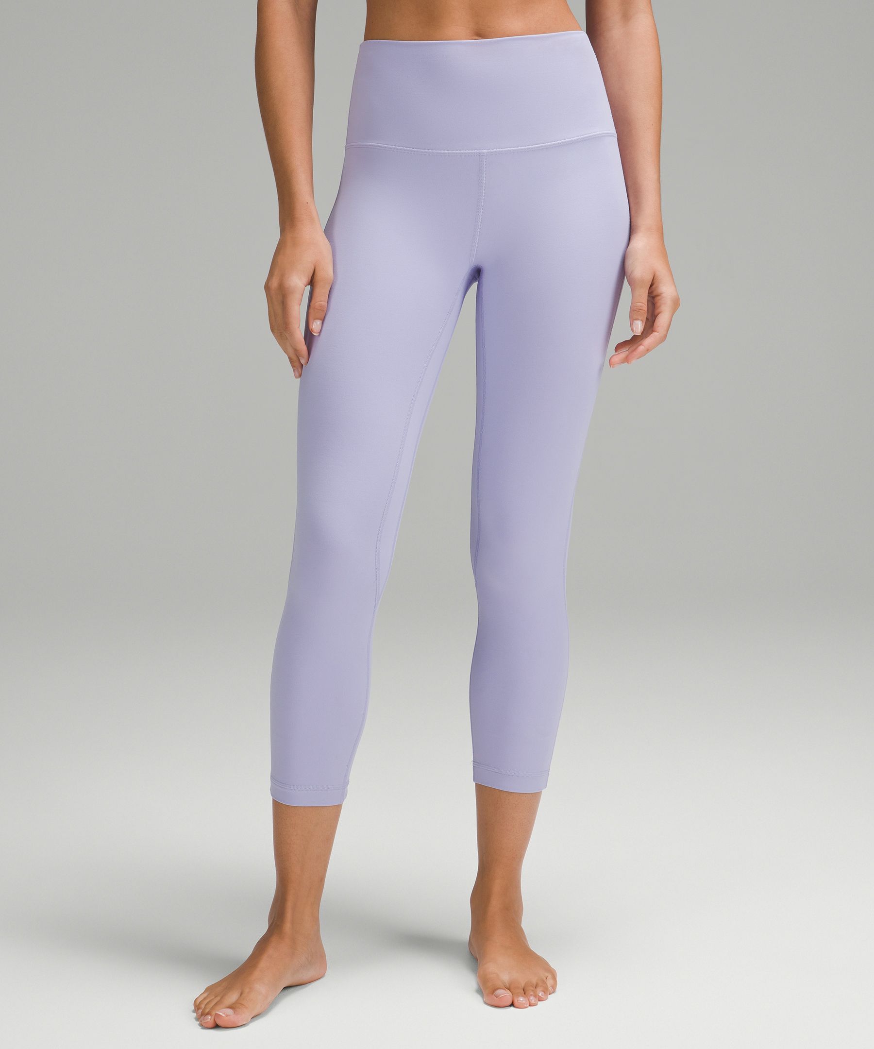 新品 lululemon ルルレモン レギンスAlign ハイライズクロップ-