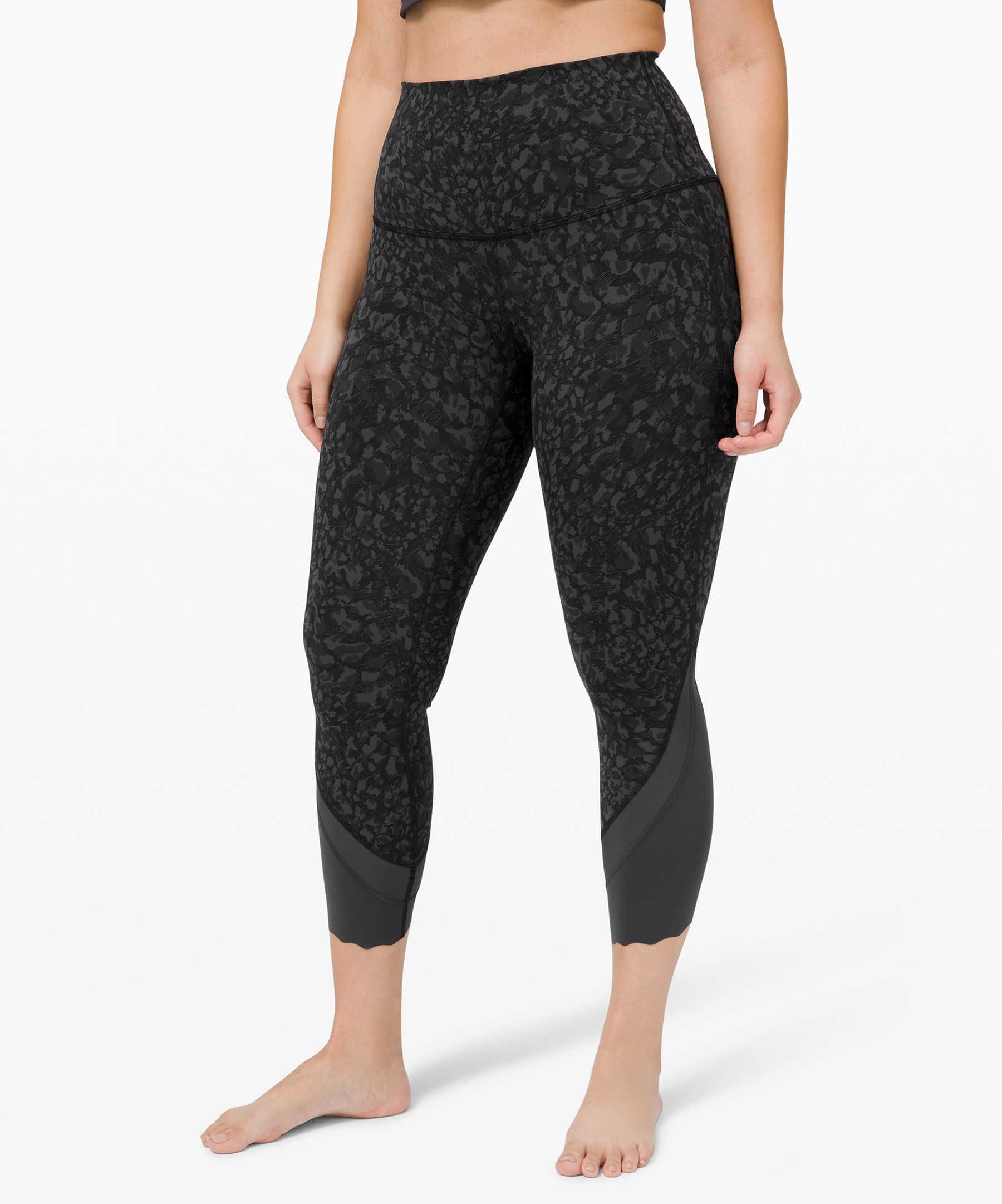 Lululemon Wunder Under Crop High-Rise *Roll Down Scallop Full-On Luxtreme  23 – I BUY YOGA