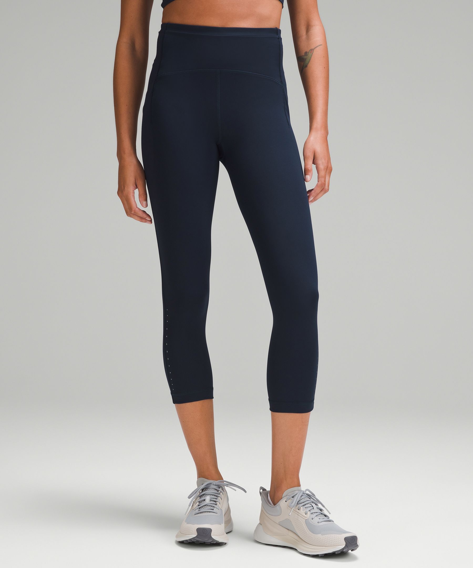 lululemon pants canada