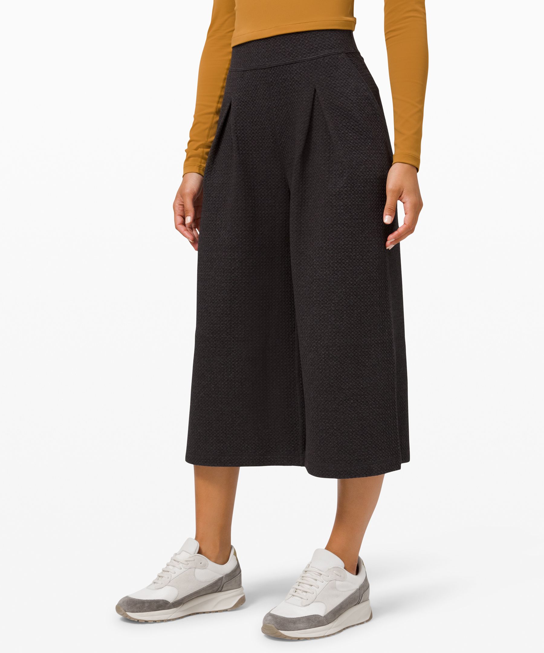 Lululemon Can You Feel The Pleat Crop In Black