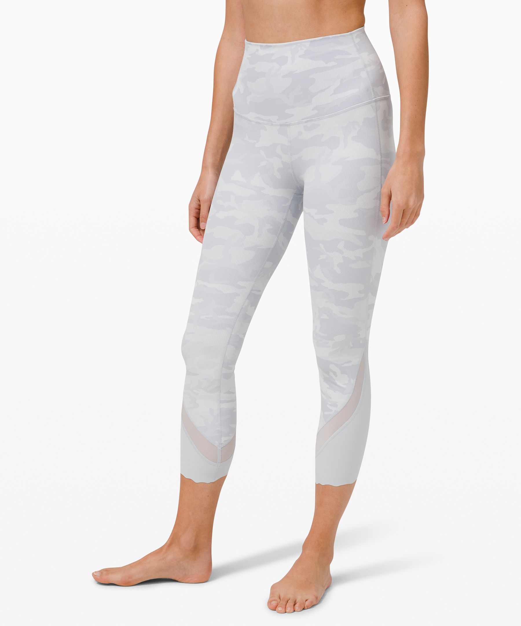 Lululemon - Wunder Under Scalloped Hem High-Rise Crop 23 *Luxtreme Roll  Down