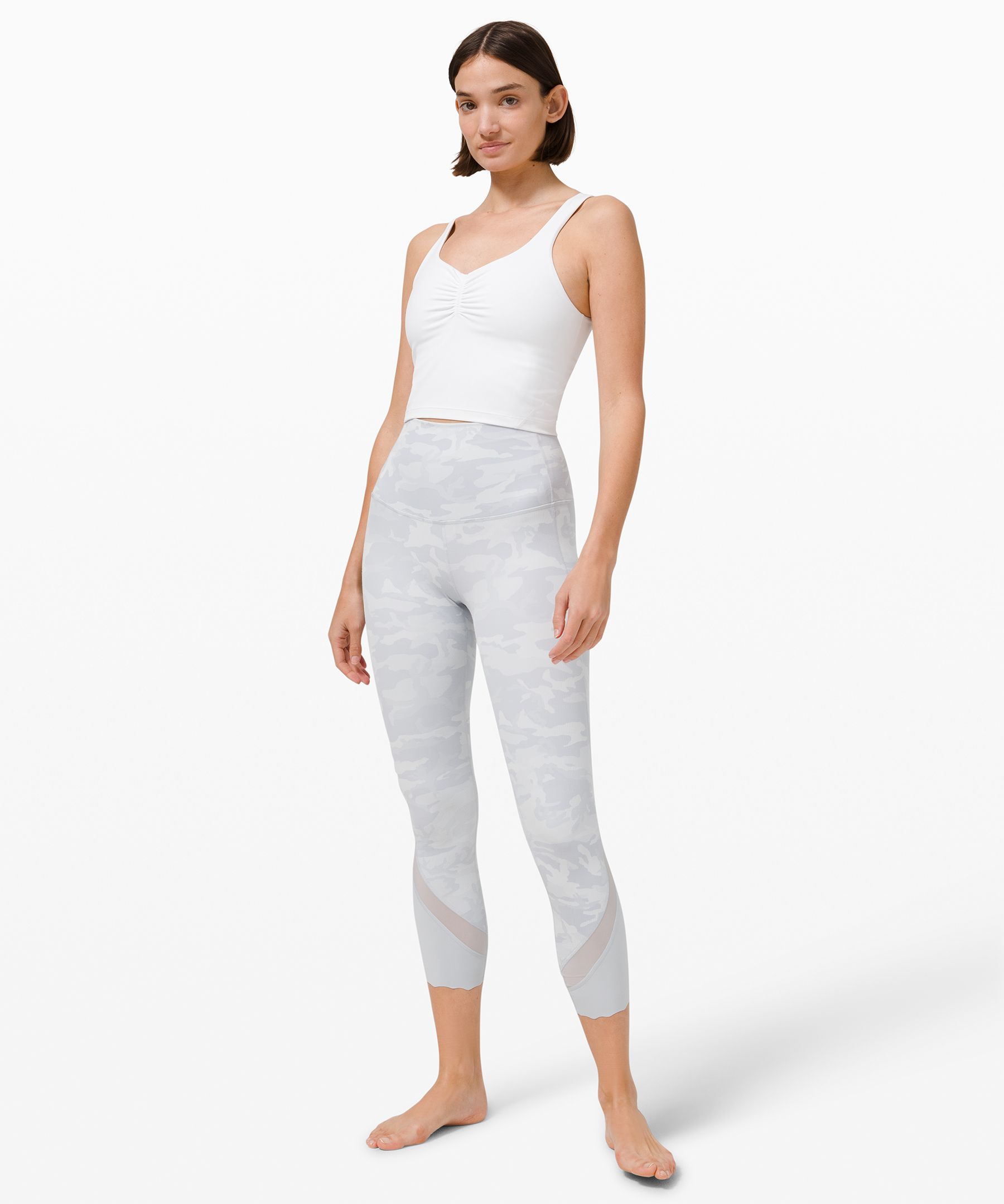 Lululemon - Wunder Under Scalloped Hem High-Rise Crop 23