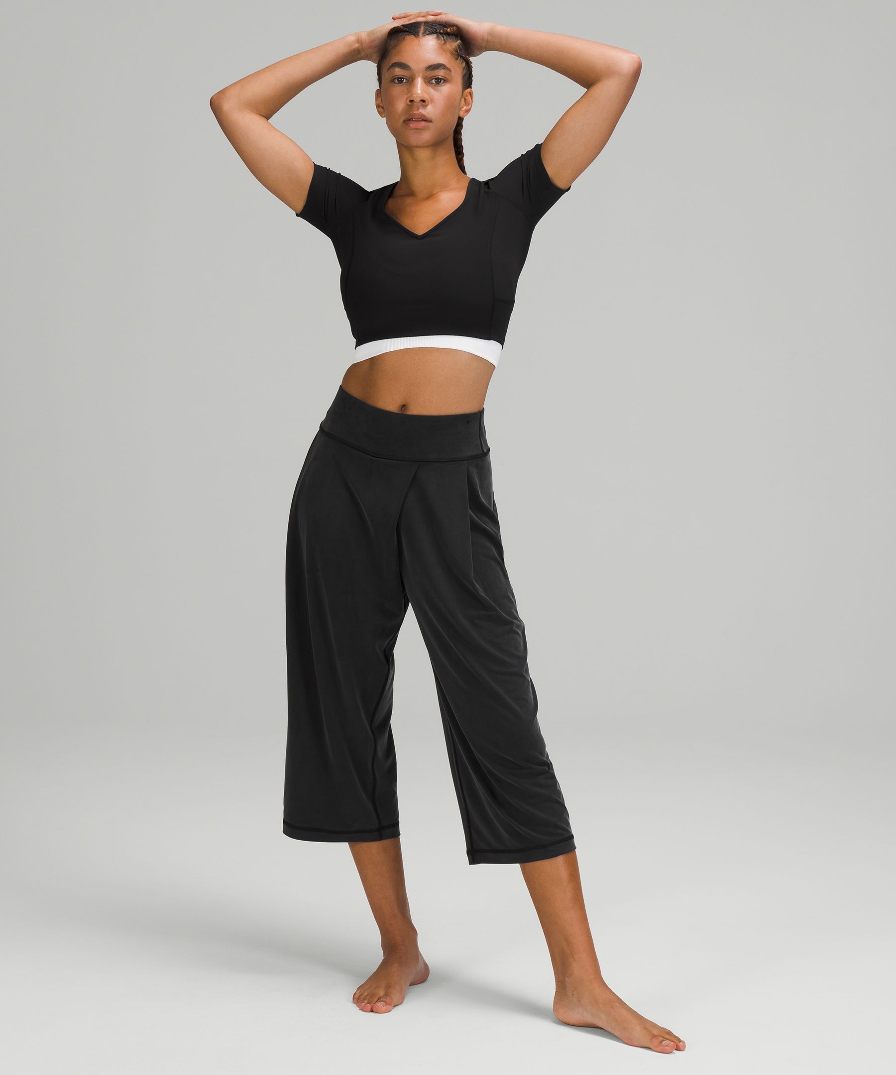 Wide Leg HR Pull-On Crop