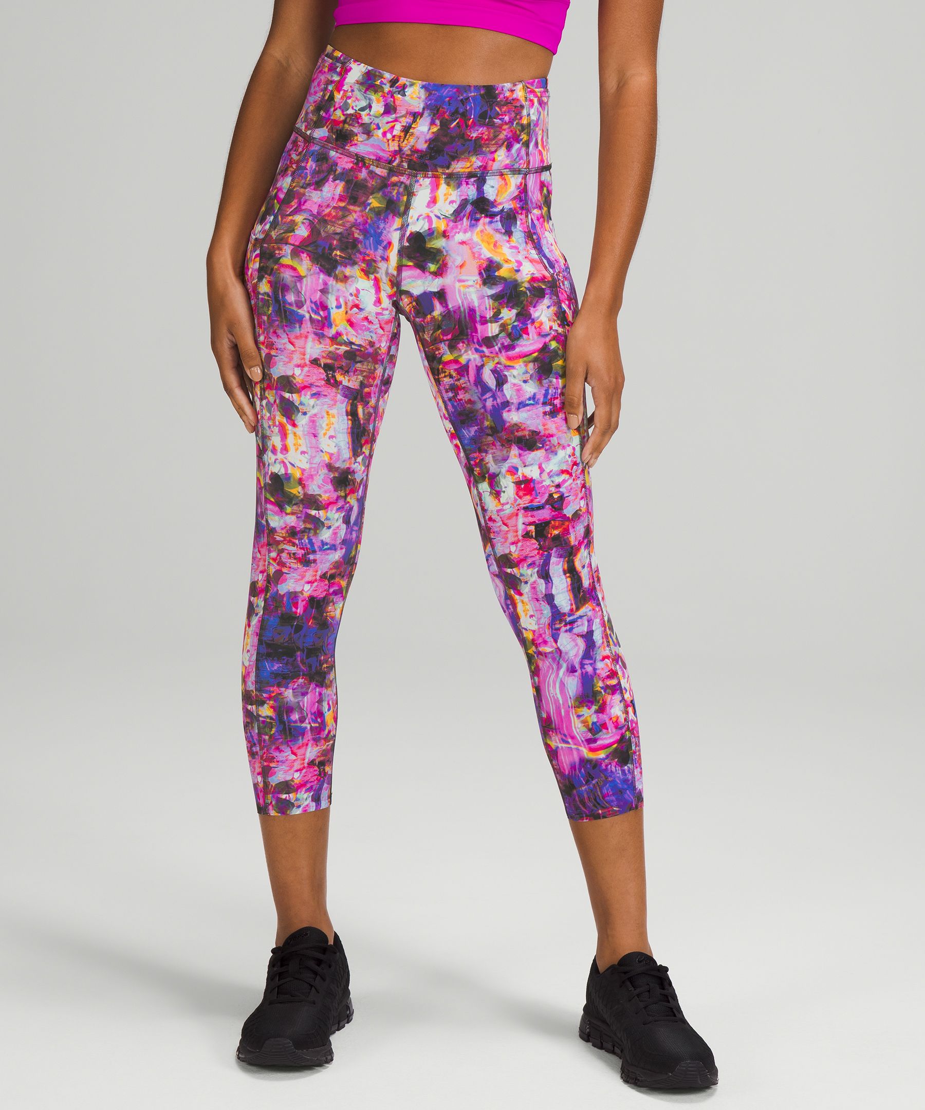 Lululemon's SeaWheeze Collection Is Available Online!