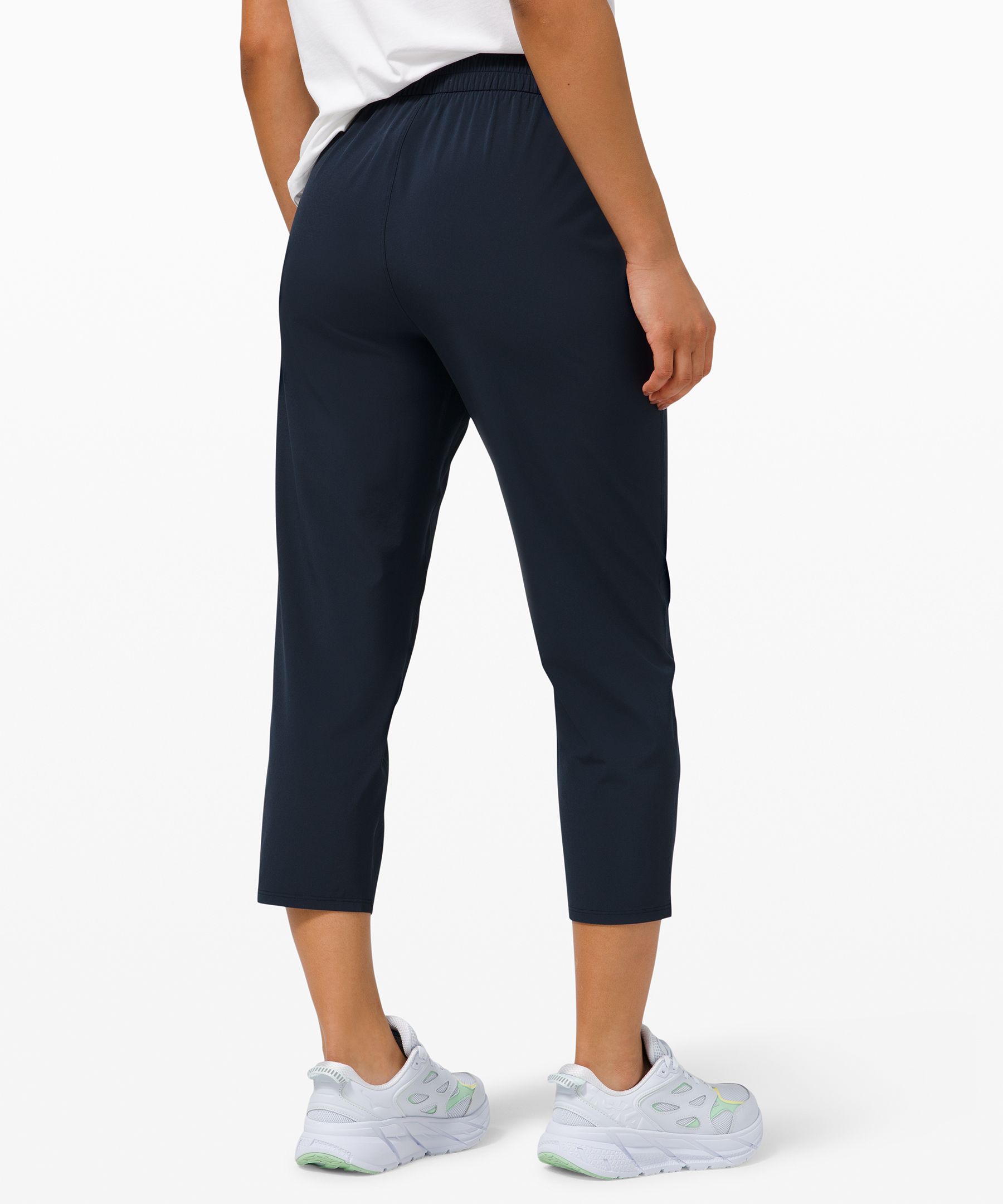 Ease Back In Mid-Rise Crop | lululemon Hong Kong SAR