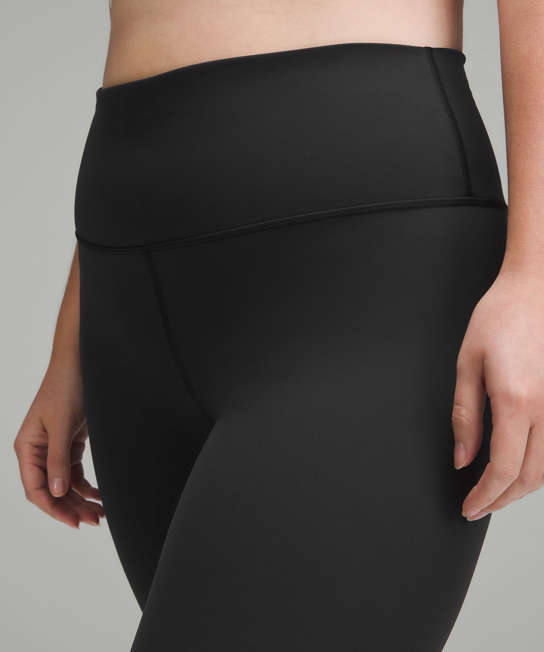 Wunder Train High-Rise Crop 23