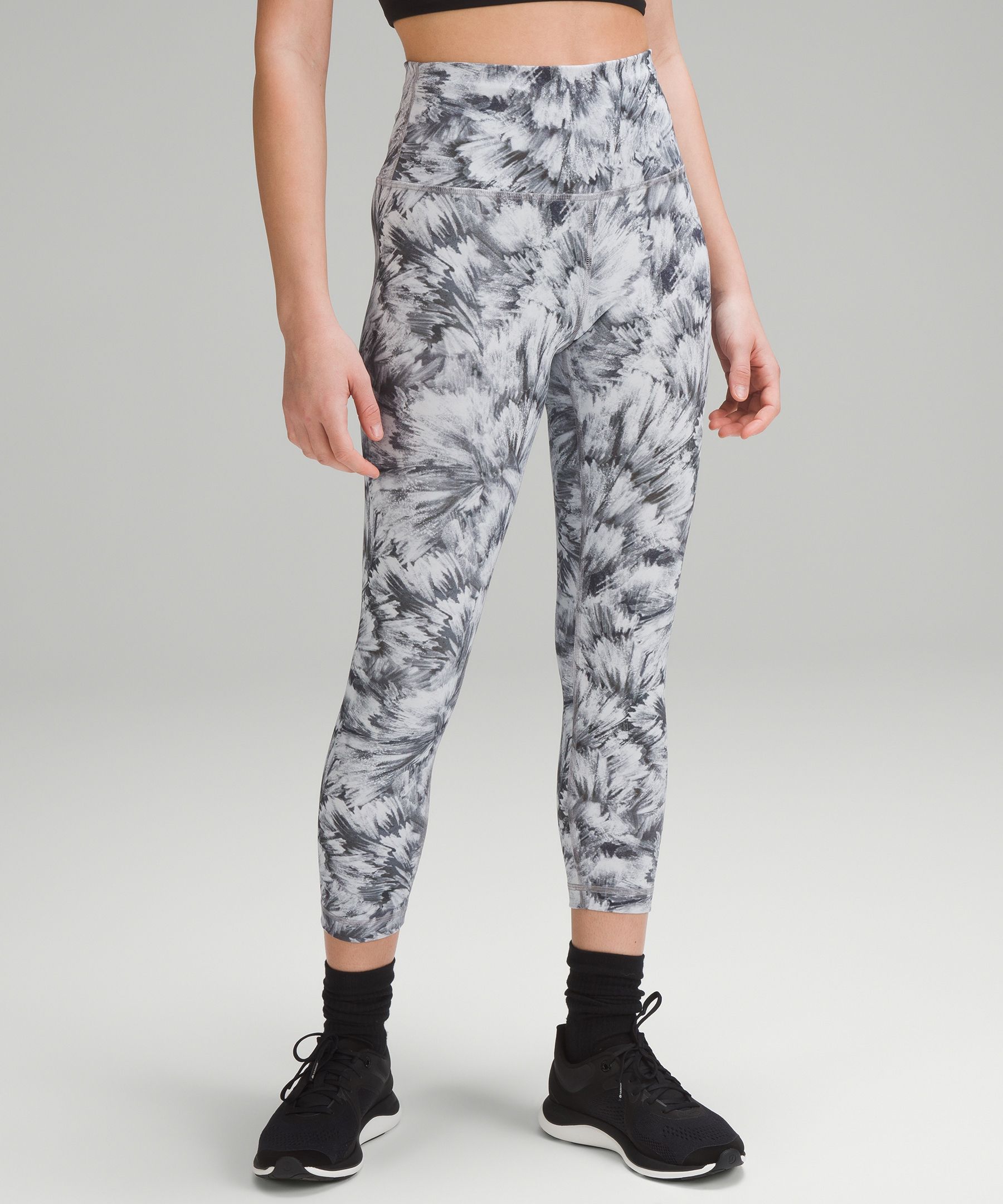 Lululemon Wunder Train High-rise Crop 23"
