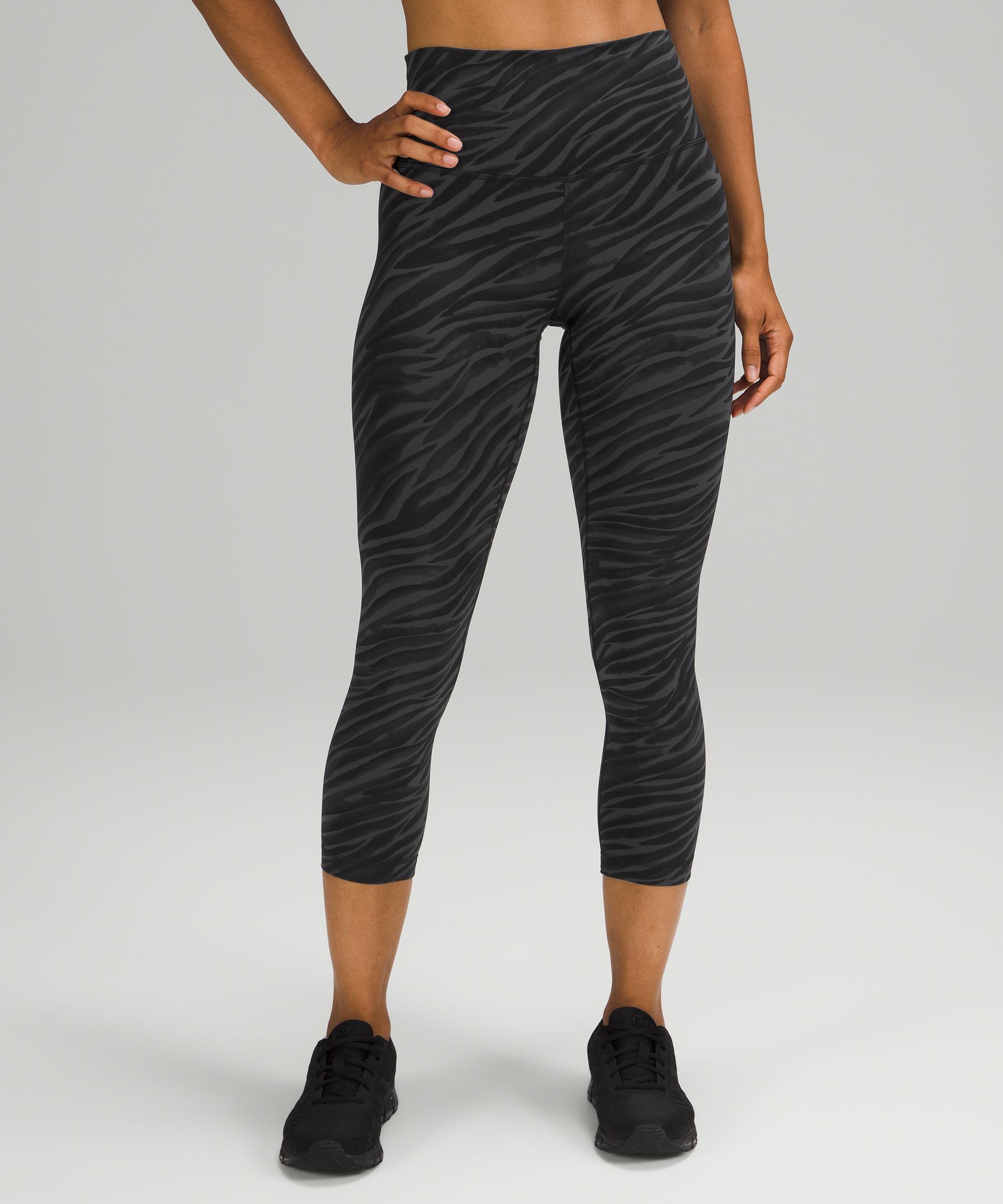 Episode 1, Wunder Train Dupe, The most flattering workout leggings.