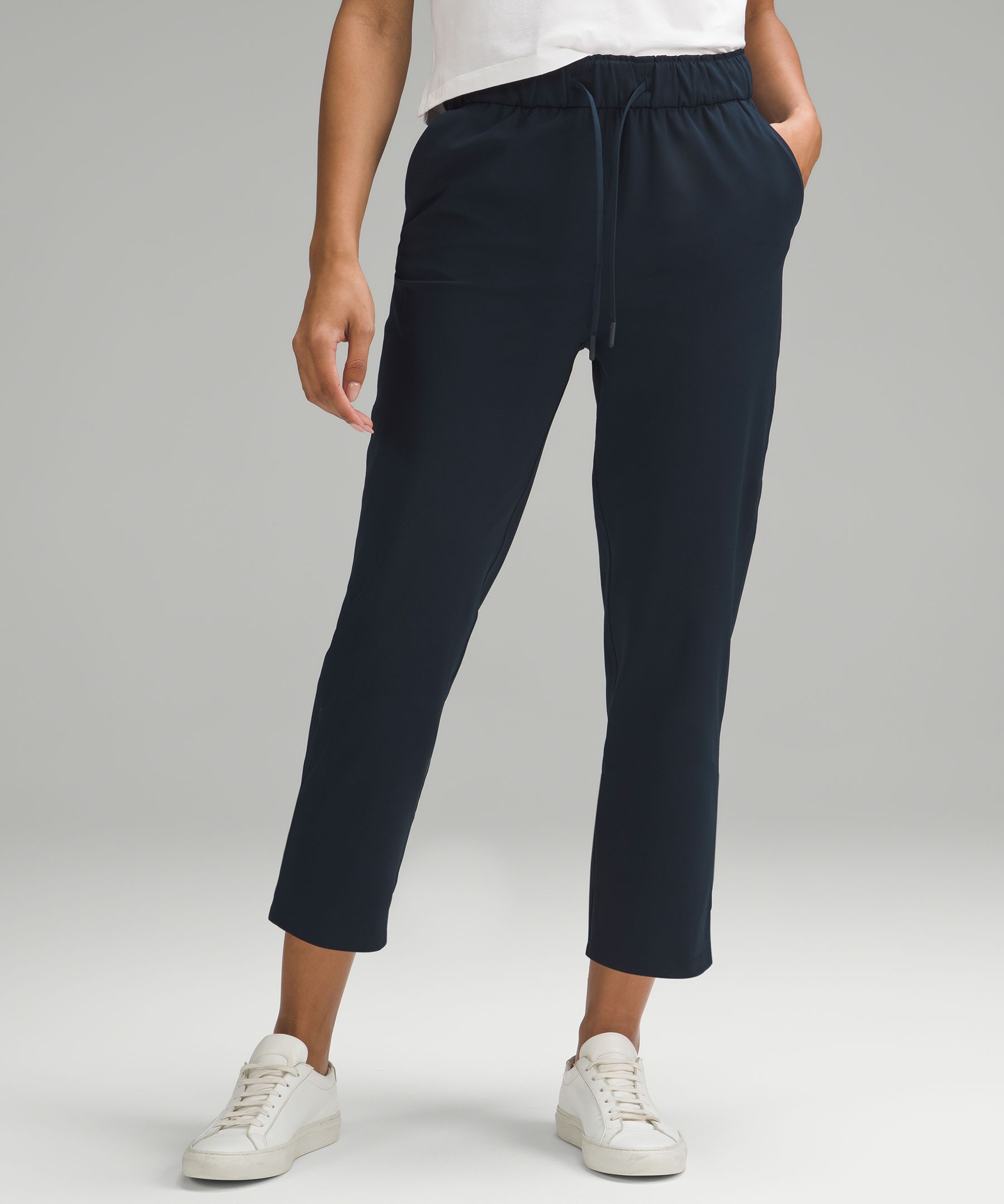 Stretch High-Rise Cropped Pant 23