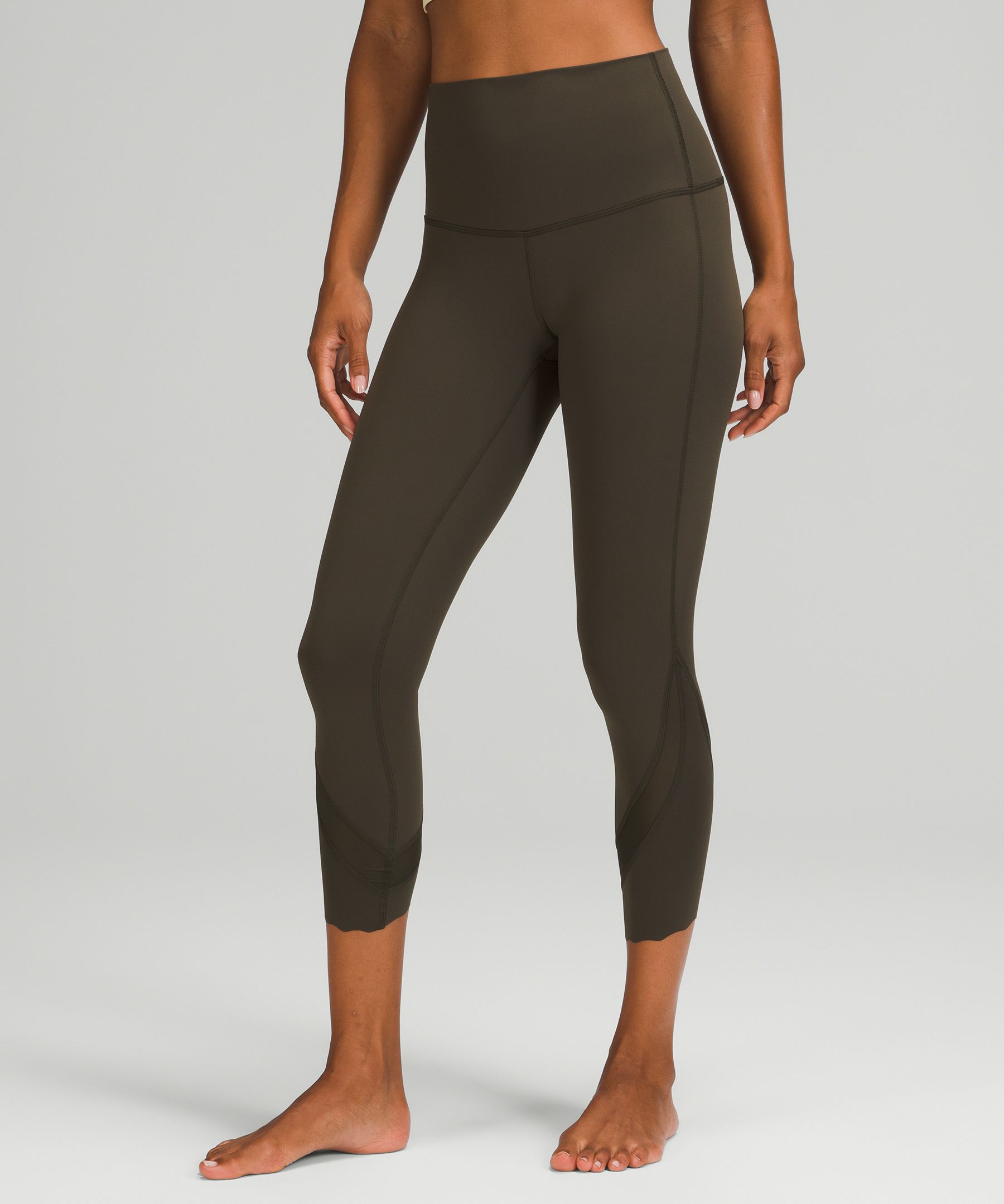 Lululemon Wunder Under Crop Full-On Luxtreme reviews in Athletic