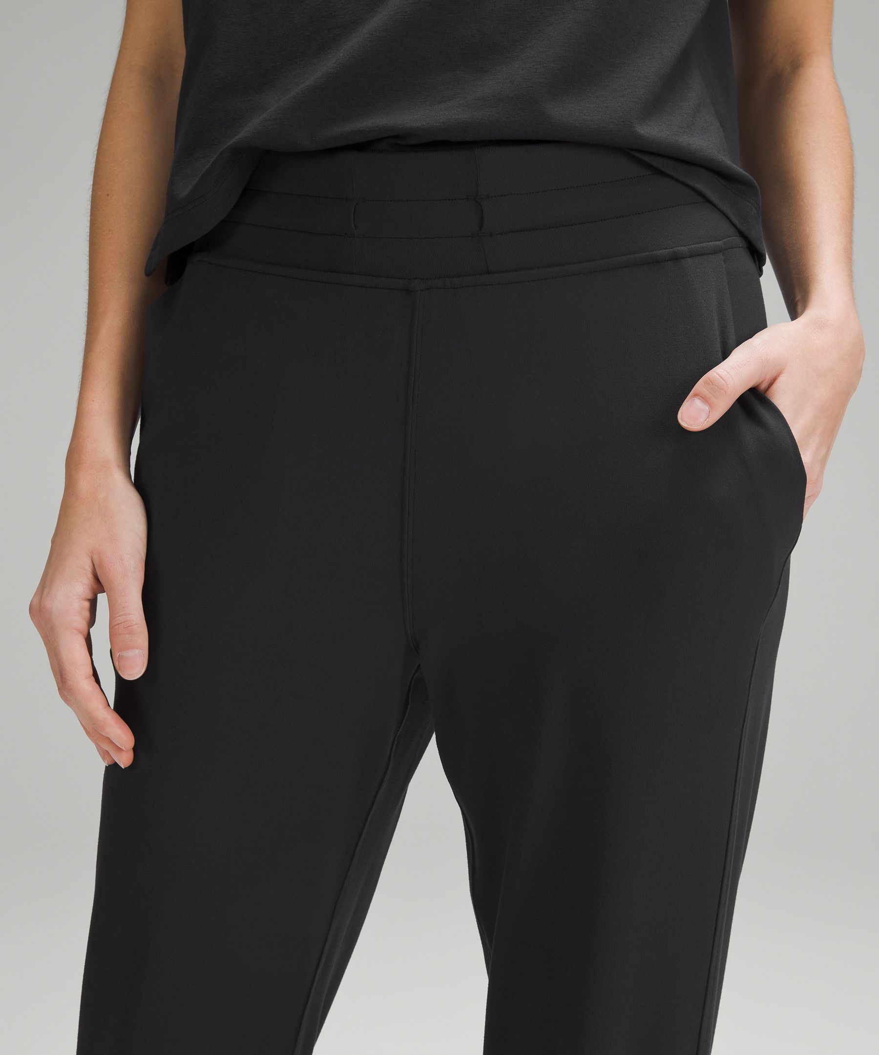 Ready to Rulu High-Rise Cropped Jogger