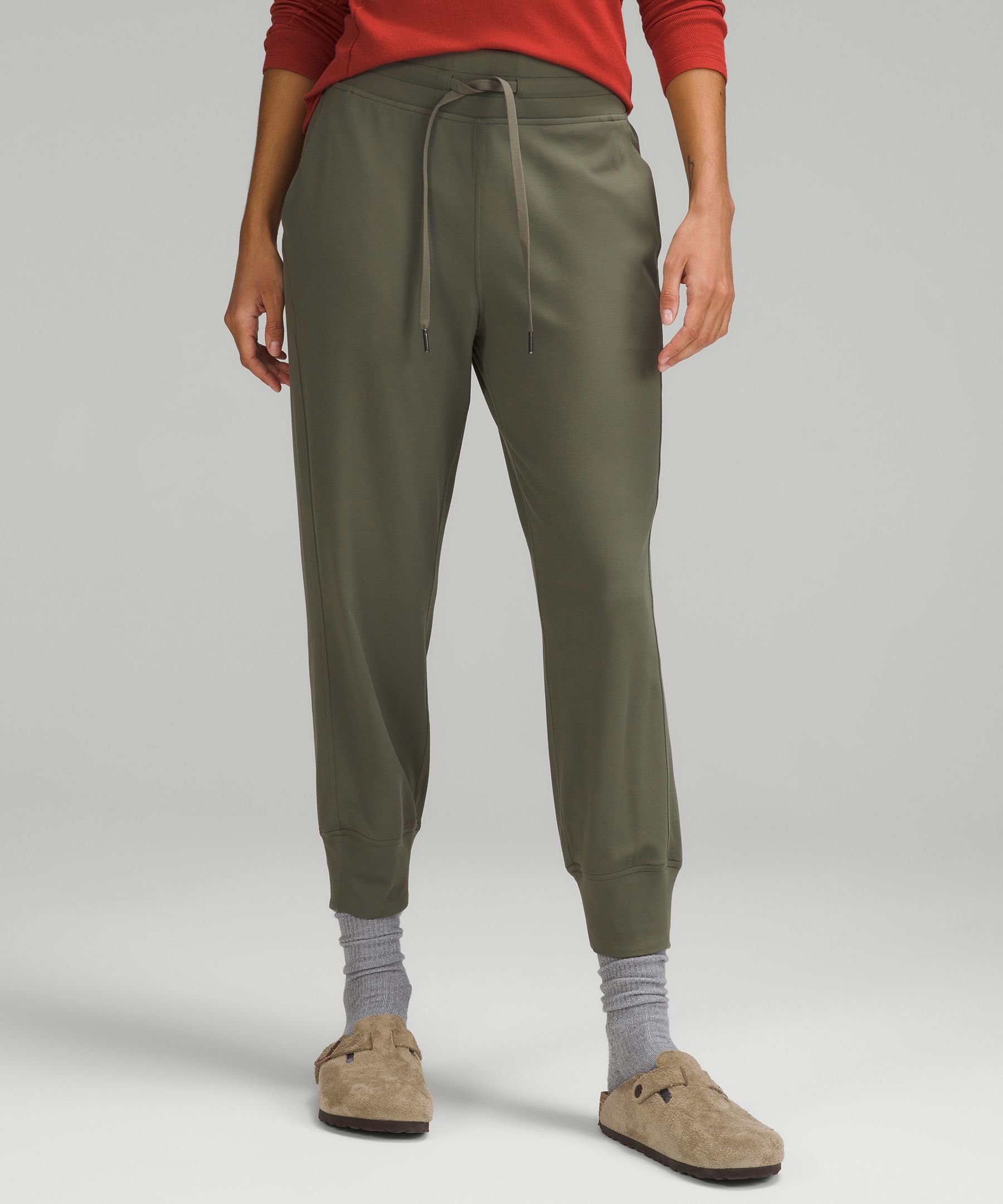 lululemon athletica, Pants & Jumpsuits, Lululemon Ready To Rulu Jogger  Crop