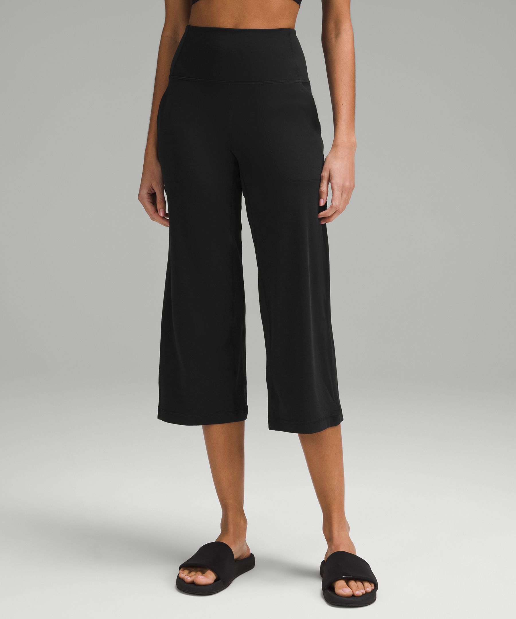 Lululemon Align Wide Leg Crop 23” size 2, Women's Fashion, Activewear on  Carousell