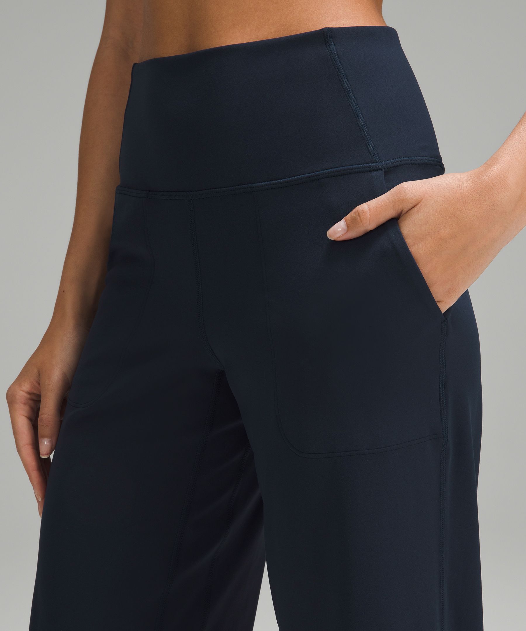 Lululemon Size 6 Cropped Pants Black Drawstring Elastic Waist