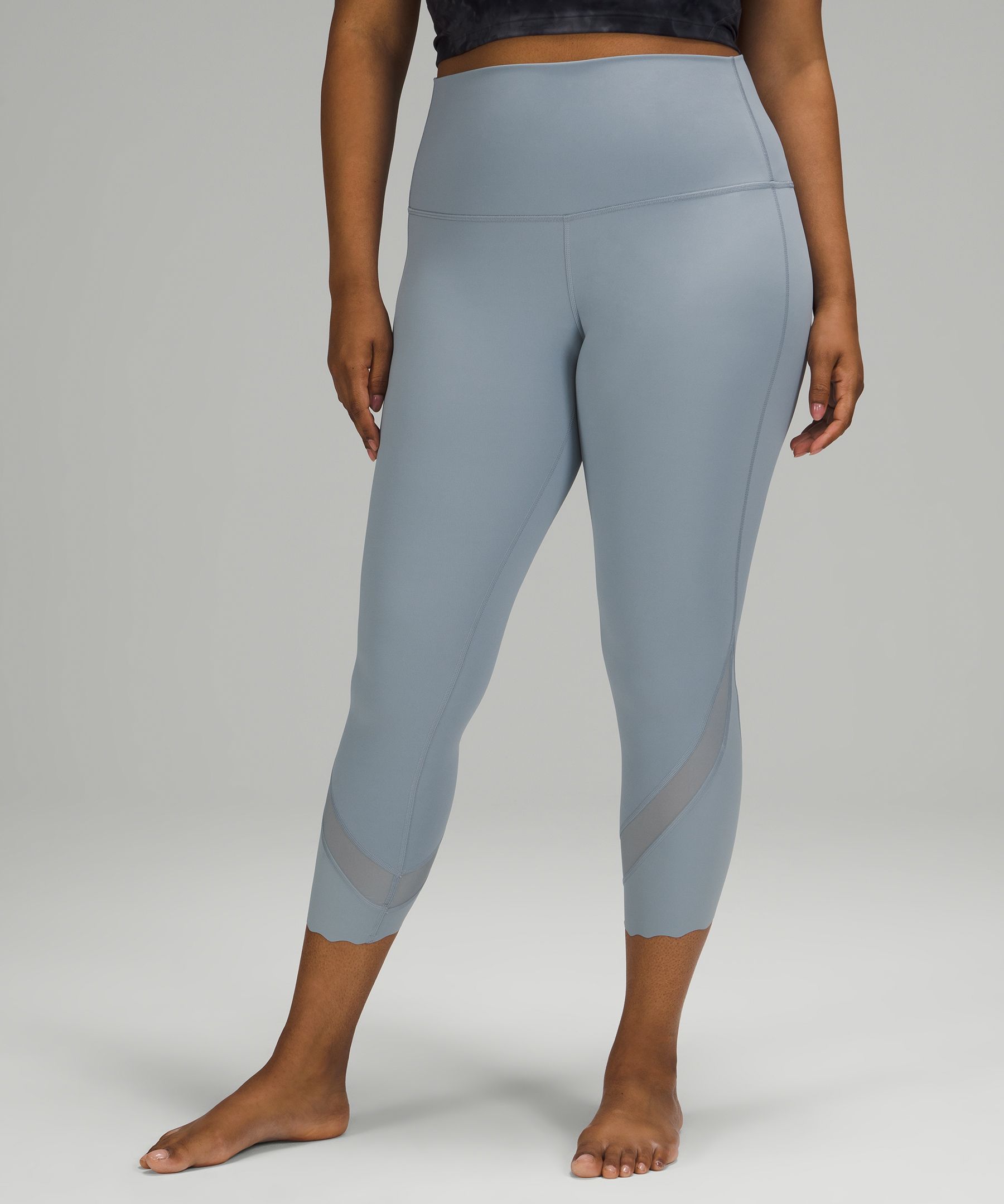 lululemon athletica, Pants & Jumpsuits, Lululemon Wunder Under Crop  Hirise Luxtreme 2 Legging Size 4