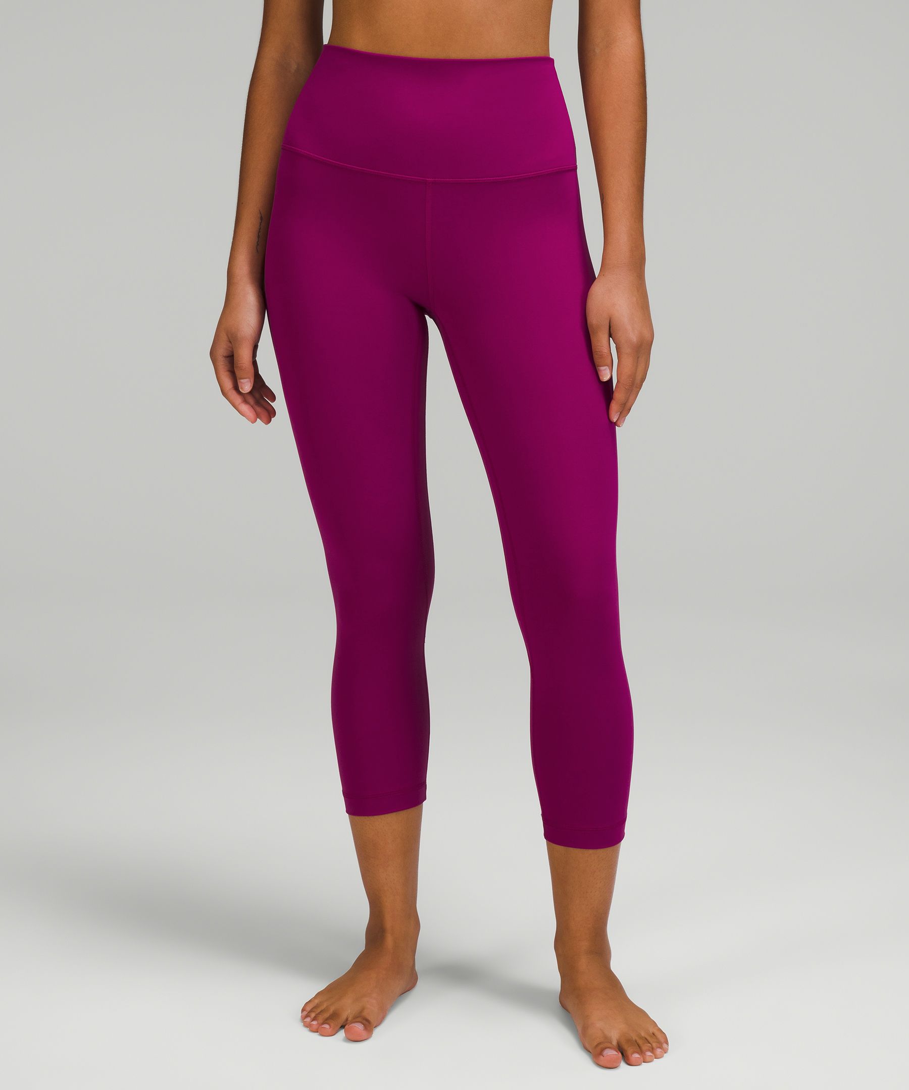 Lululemon Align High-Rise Crop 21 size 0 poolside, Women's Fashion,  Activewear on Carousell