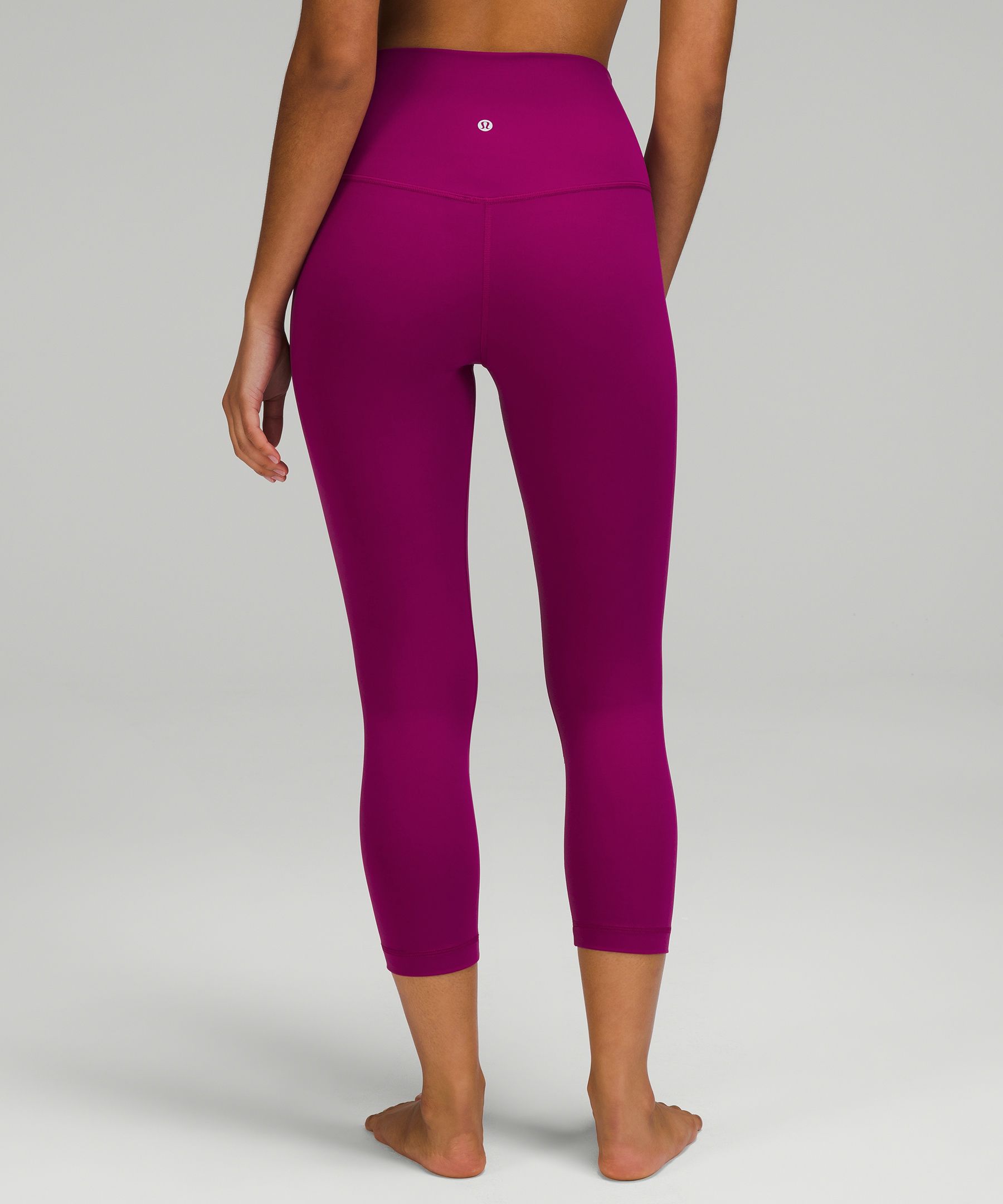 Lululemon Athletica Align Crop 21 (BLK, 4) at  Women's