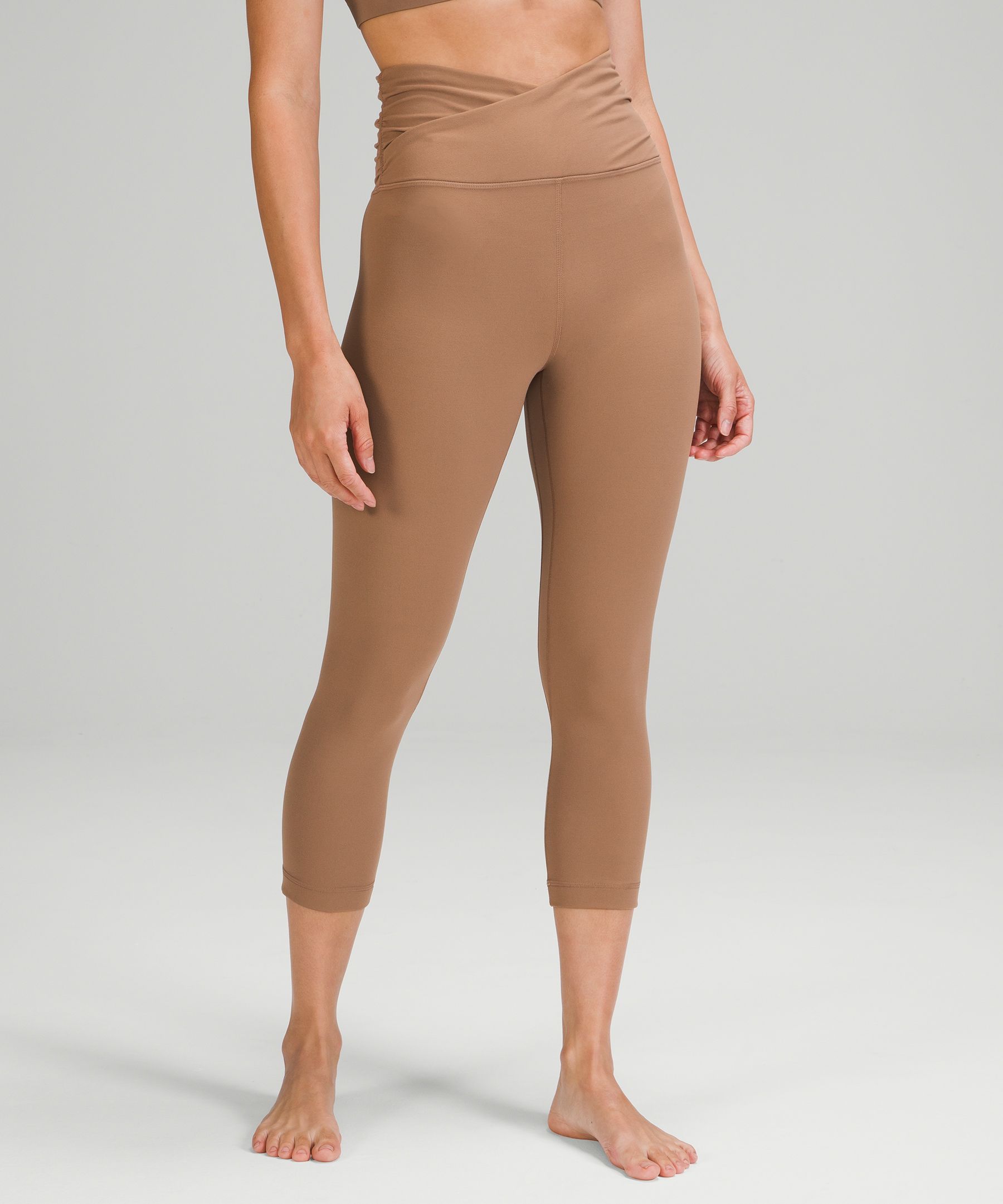 lululemon - Align Crop 21 on Designer Wardrobe