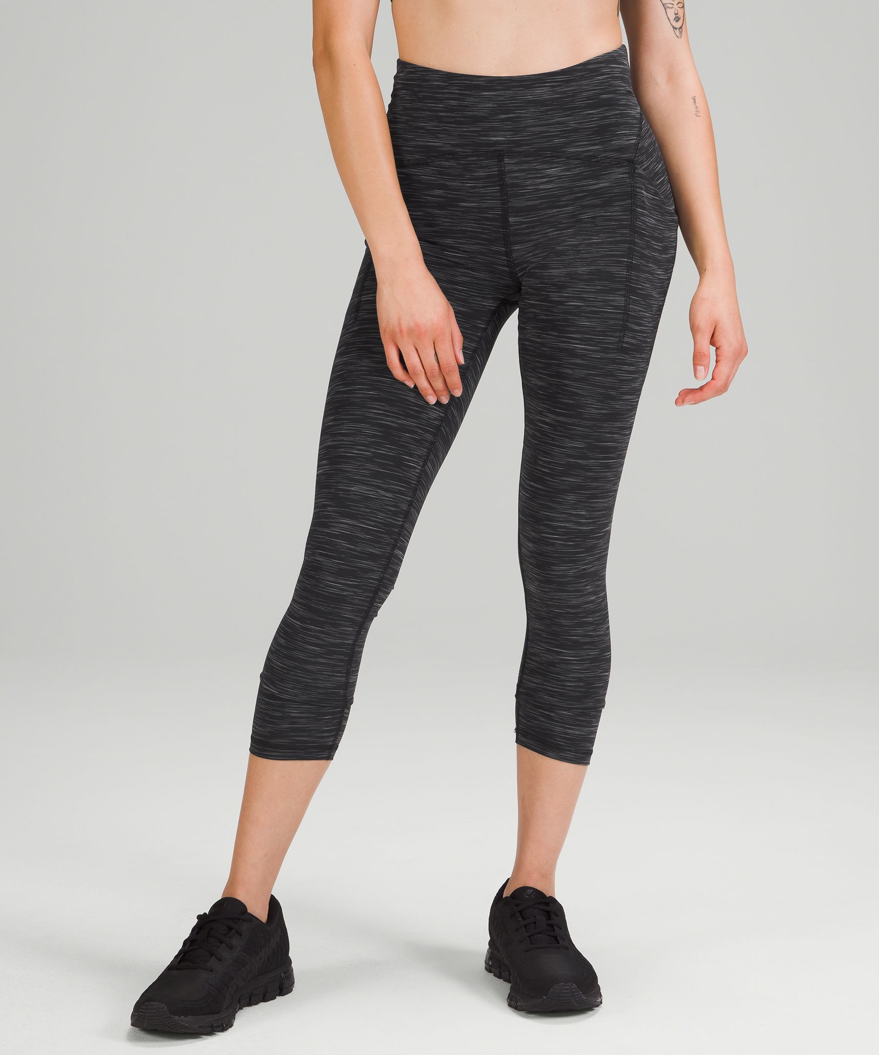 Lululemon Power Thru High-Rise Crop 23 - True Navy - lulu fanatics