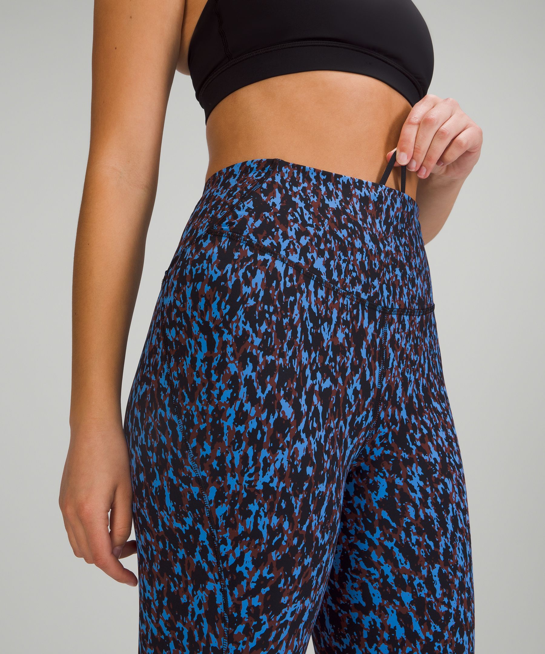 Base Pace High-Rise Crop 17"
