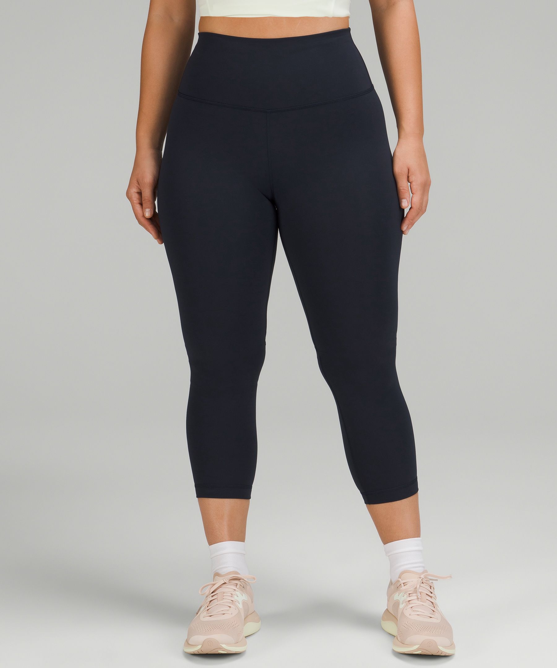 Lululemon athletica Wunder Train High-Rise Crop with Pockets 23, Women's  Capris