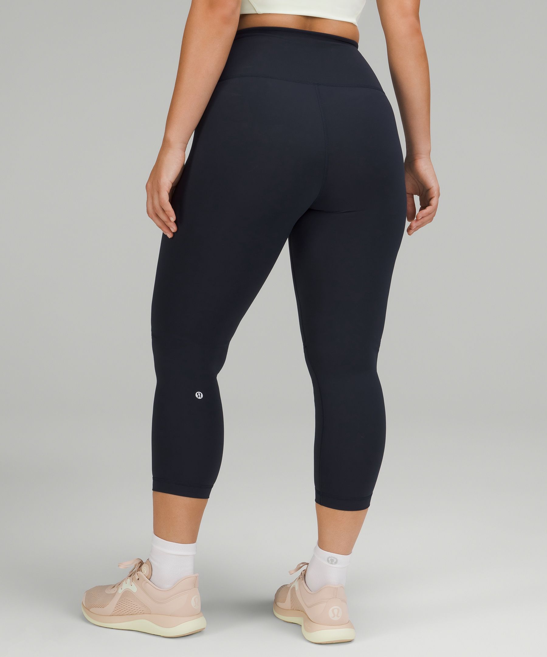 Lululemon Wunder Train High-Rise Crop 23 Leggings in Hawaiian