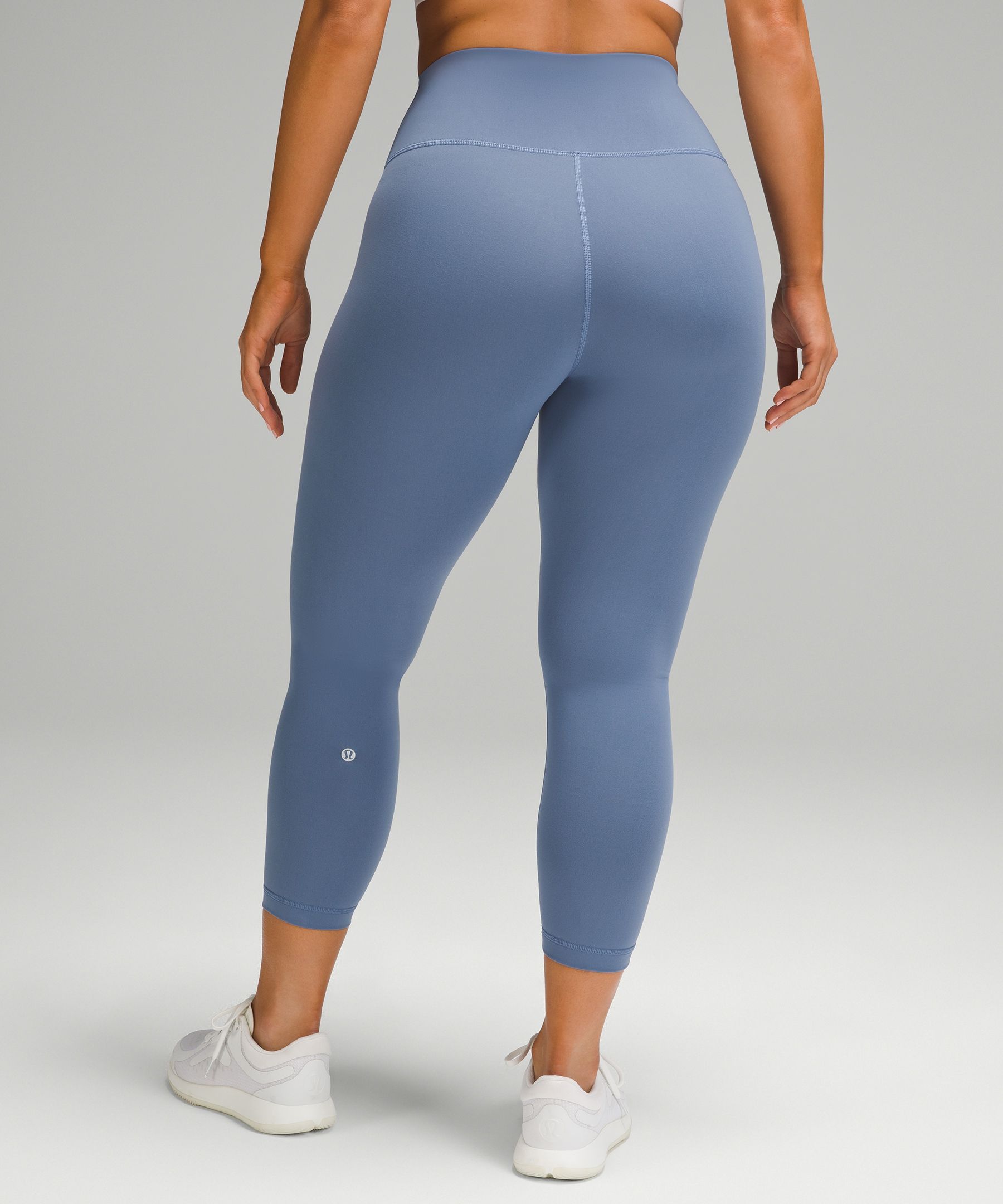 Wunder Train Contour Fit High-Rise Crop 23