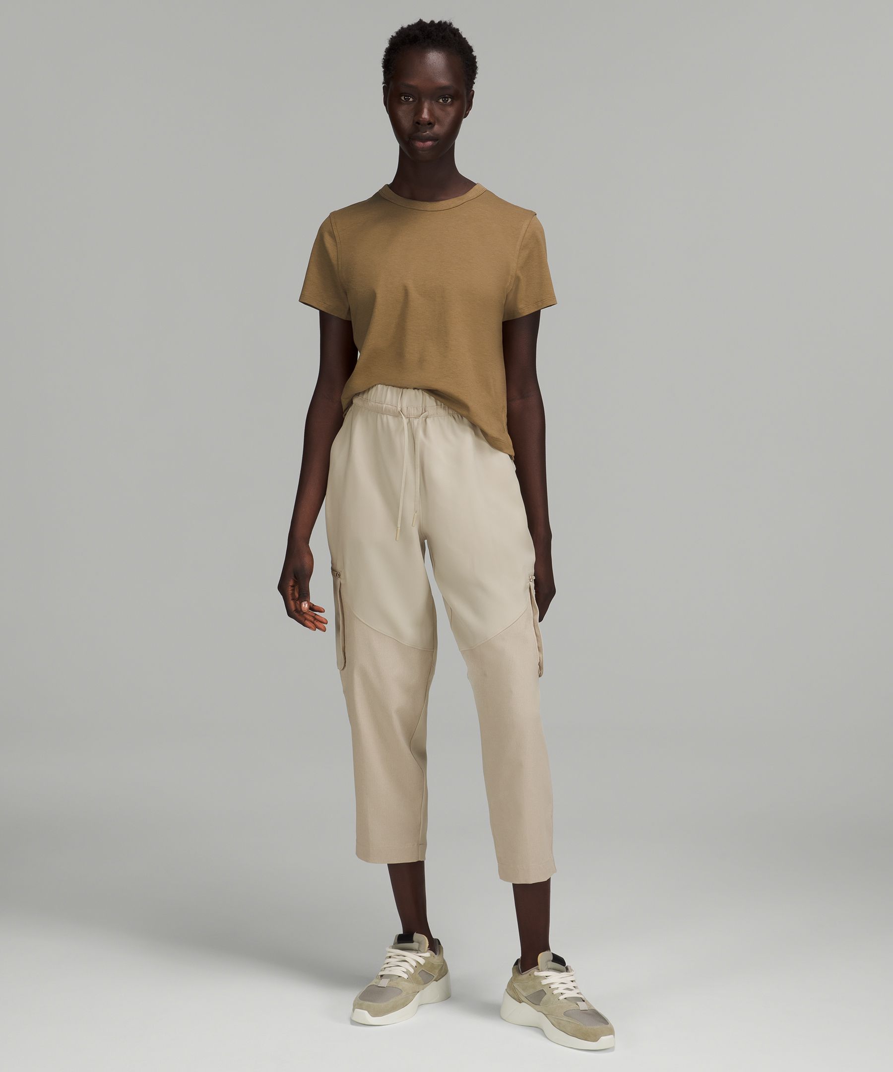 Relaxed Mid-Rise Cargo Crop | Pants | Lululemon HK