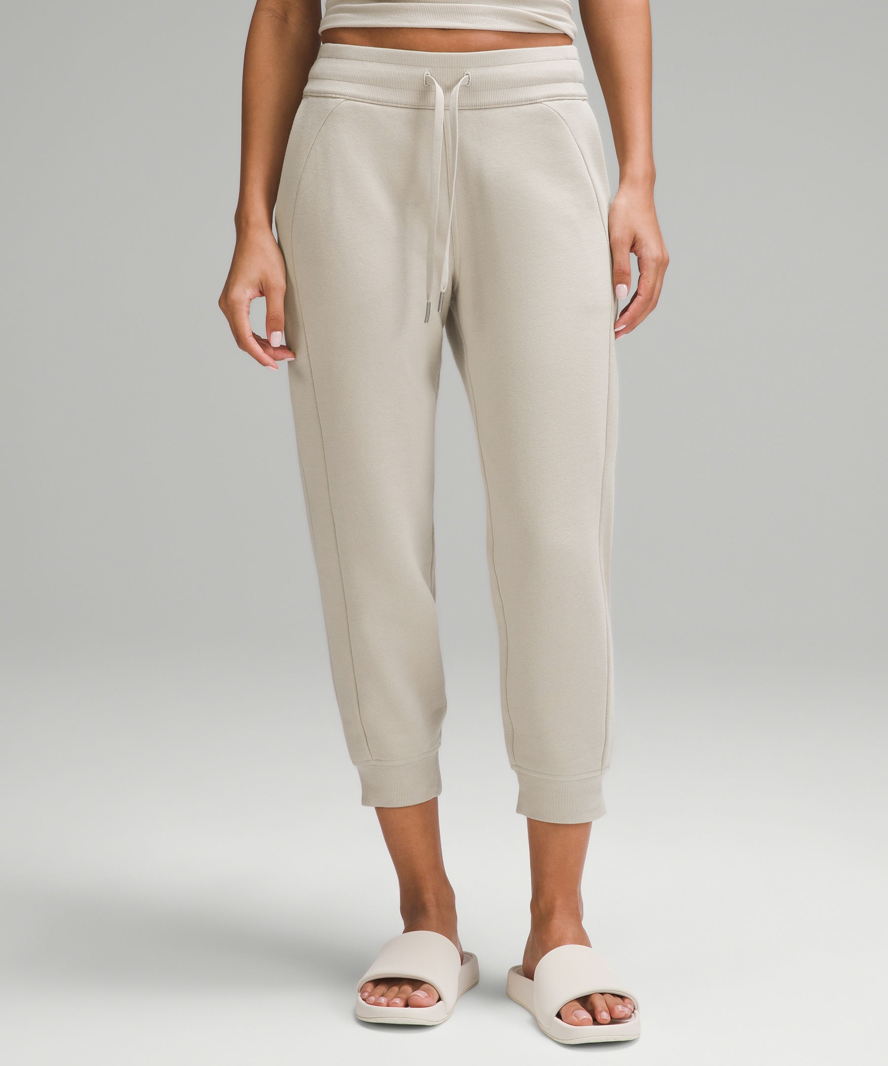 lululemon athletica, Pants & Jumpsuits, Lululemon Cropped Capri White Pants  Side Pockets Womens Size 4