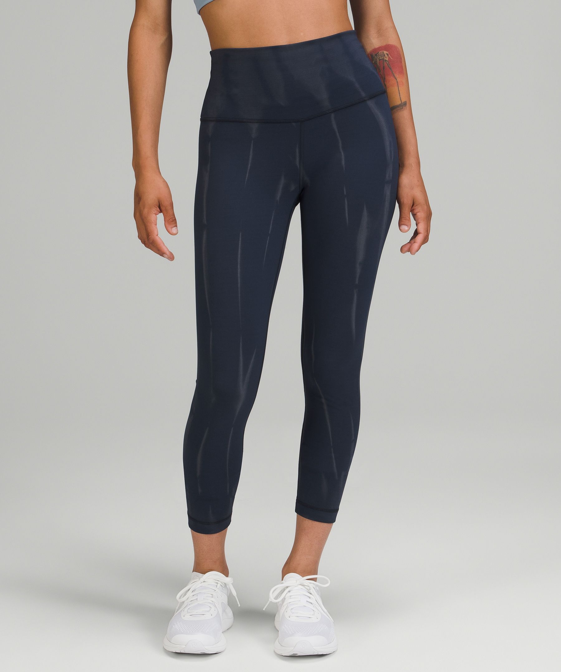 black lululemon leggings