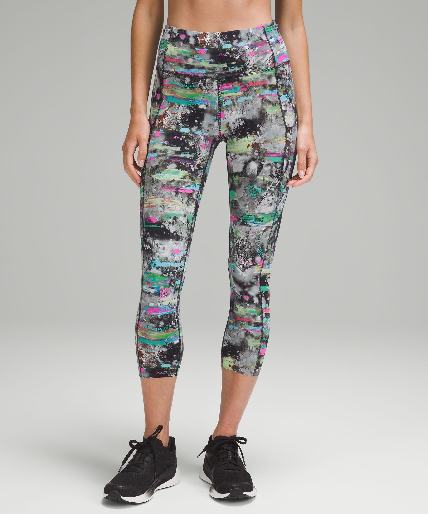 Lululemon Fast and Free High-Rise Crop 23 - Smoked Spruce - lulu fanatics