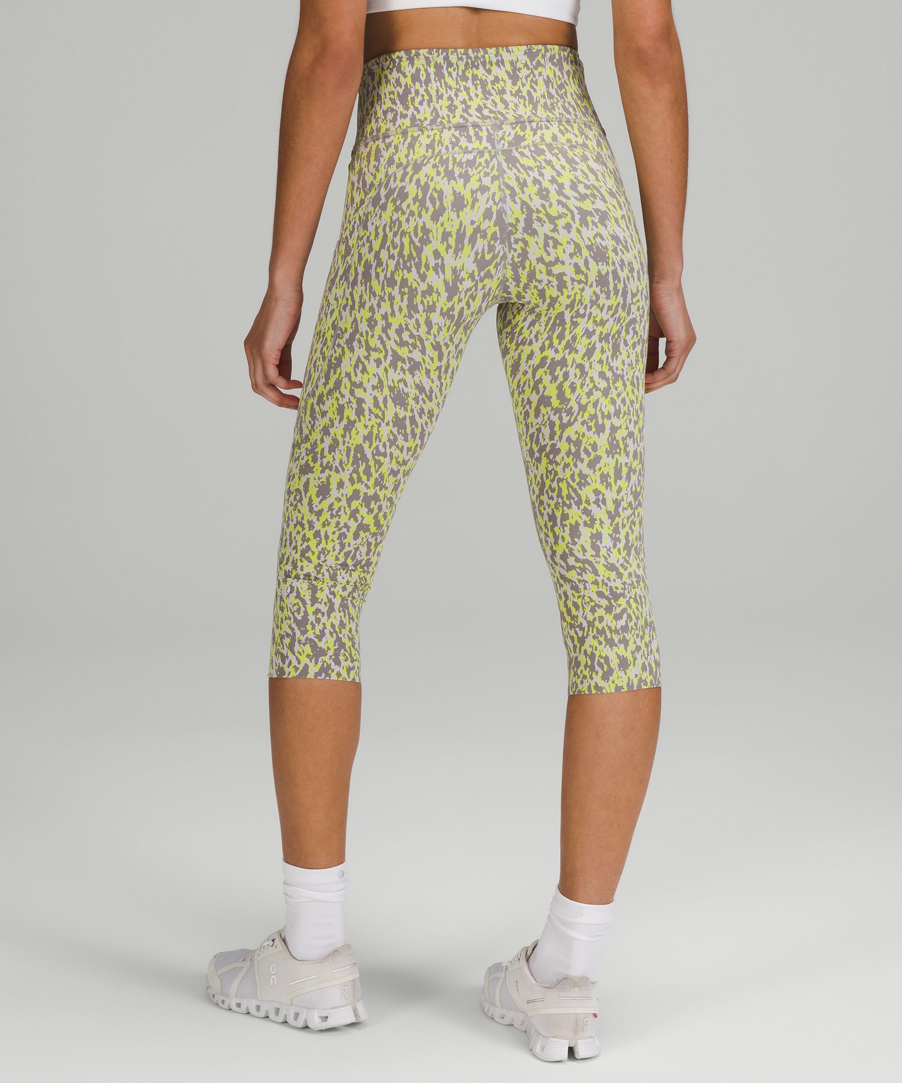Fast and Free High-Rise Crop 19" *7 Pocket