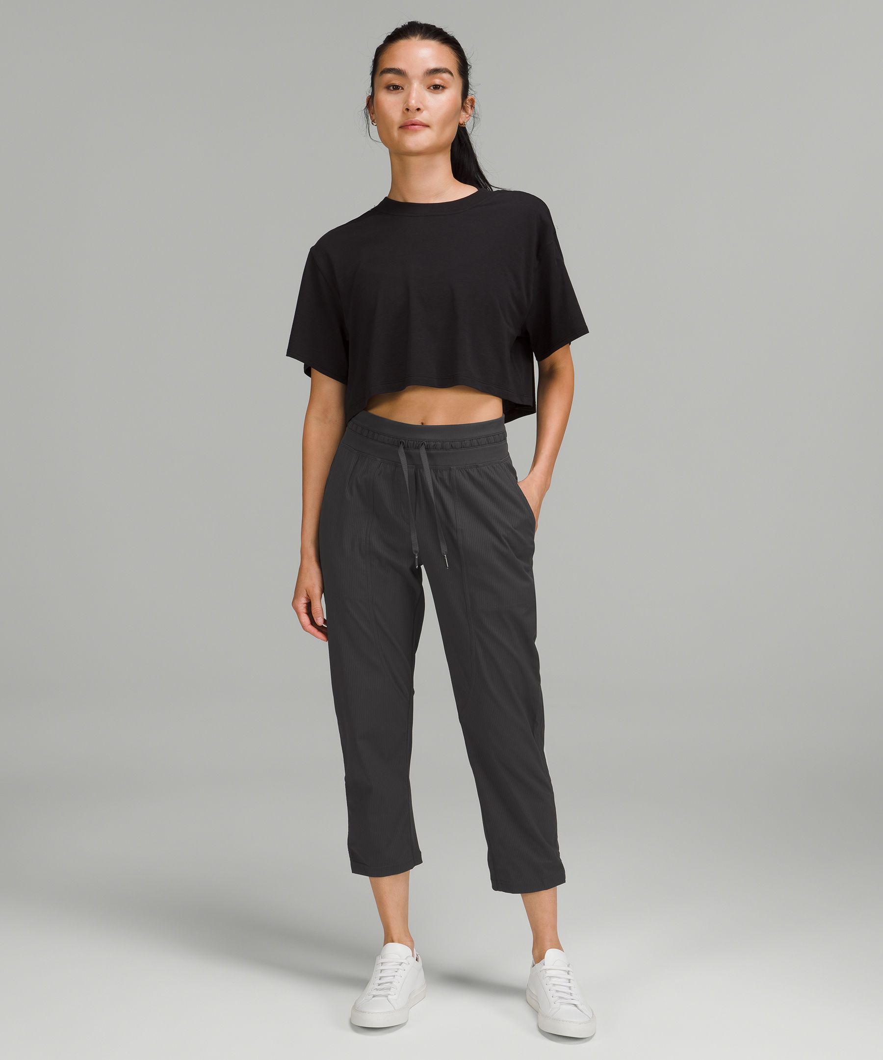 Lululemon jet crop slim review 1 - Agent Athletica