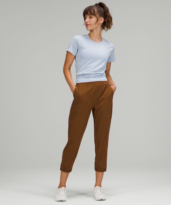 Adapted State High-Rise Jogger Crop