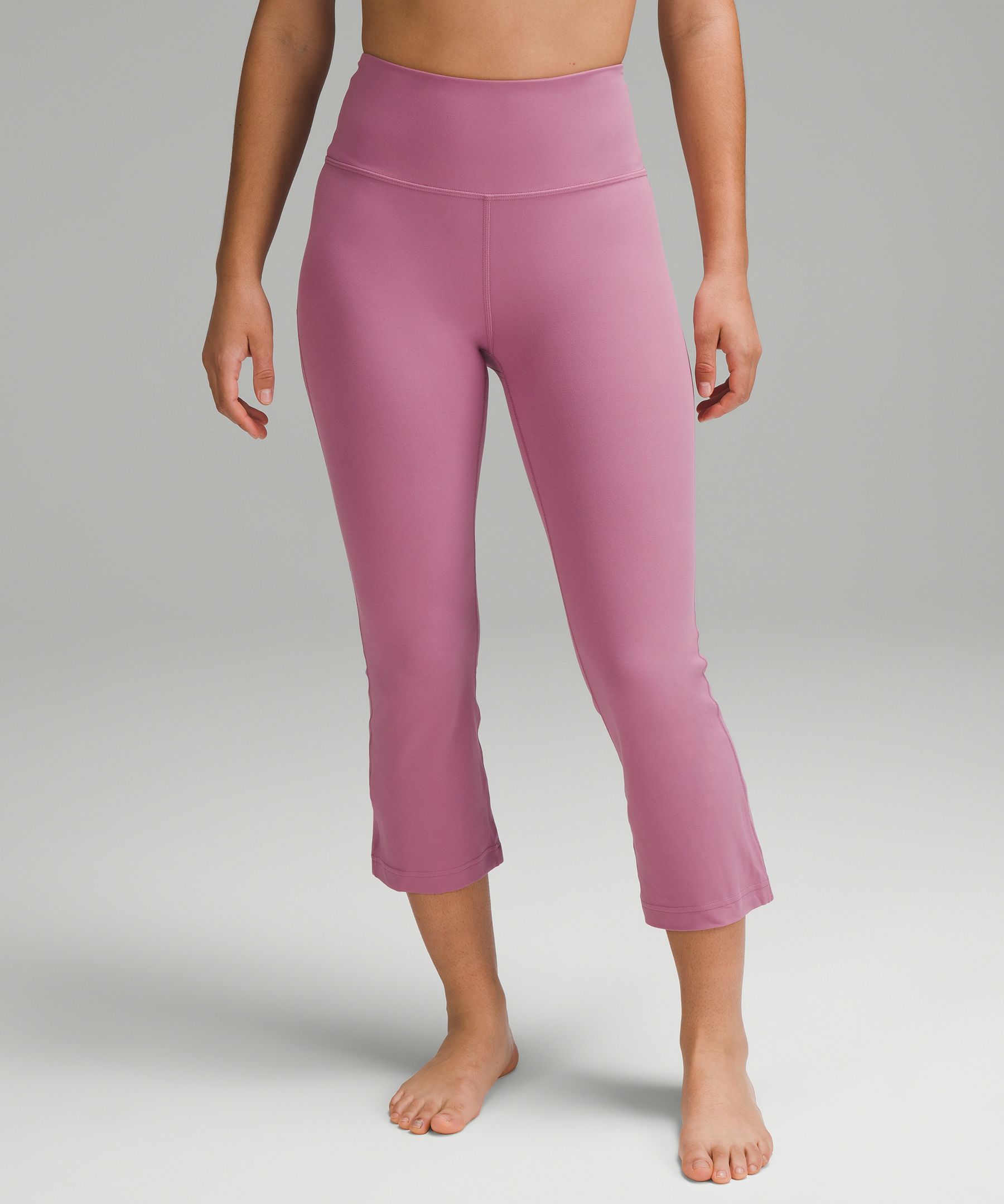 Lululemon Groove Super-High-Rise Crop 23